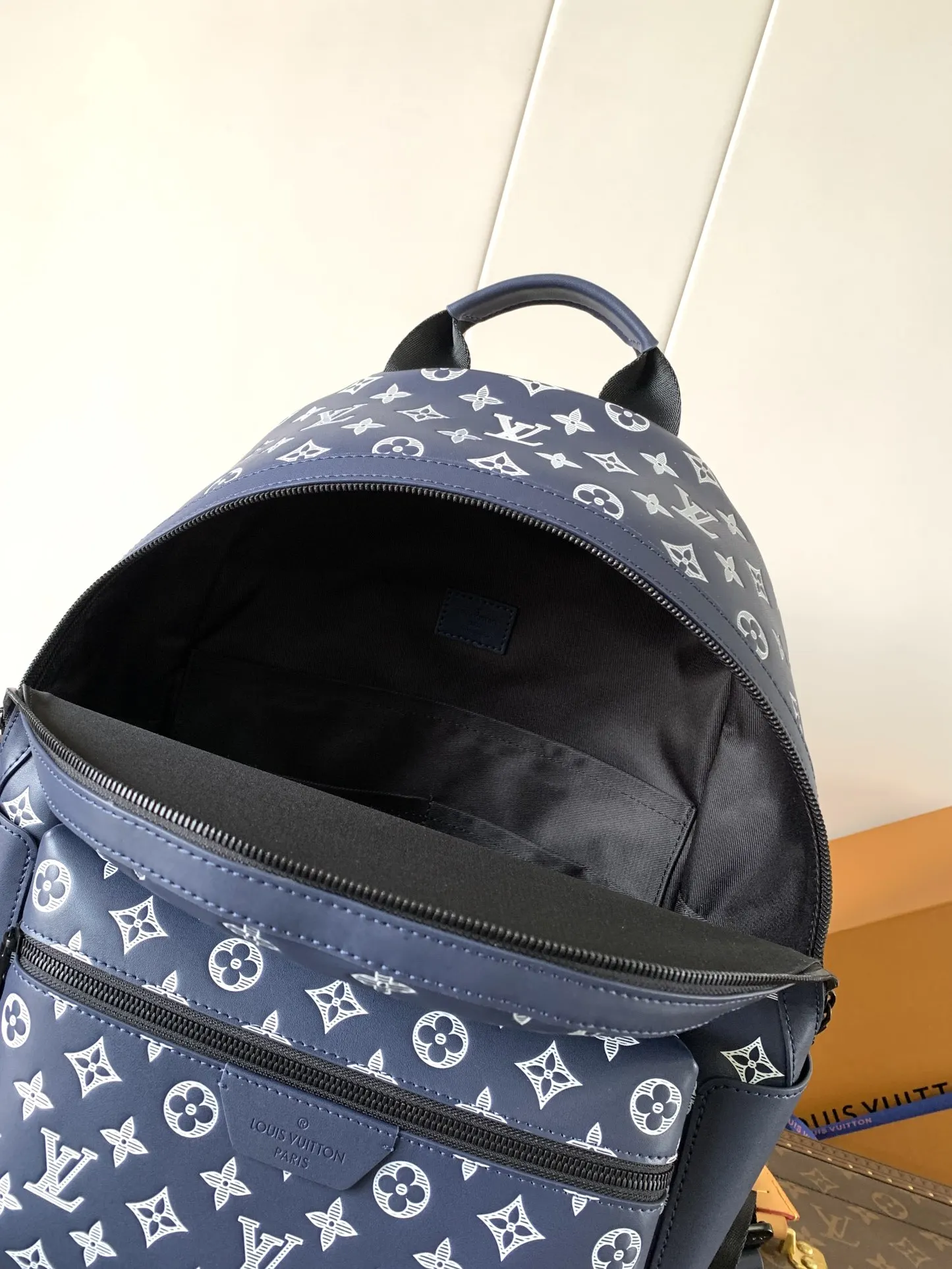 Louis Vuitton Backpack Image 9 Louis Vuitton Backpack Image 9
