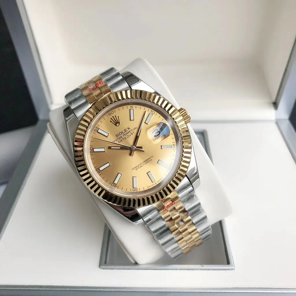 Rolex 一劳永逸 等着您 亮点一 继续秉承全新进口西铁城 手表 经典腕表款
