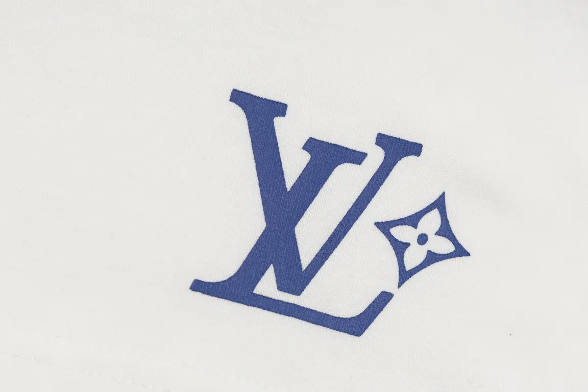 LV 白色 Logo 印花 短袖T恤 休闲百搭款