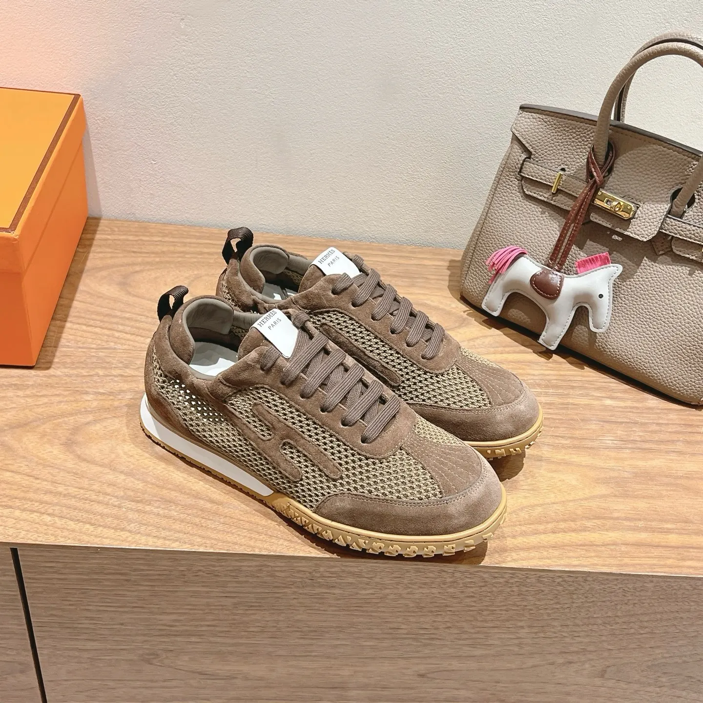 Hermès SS 运动鞋