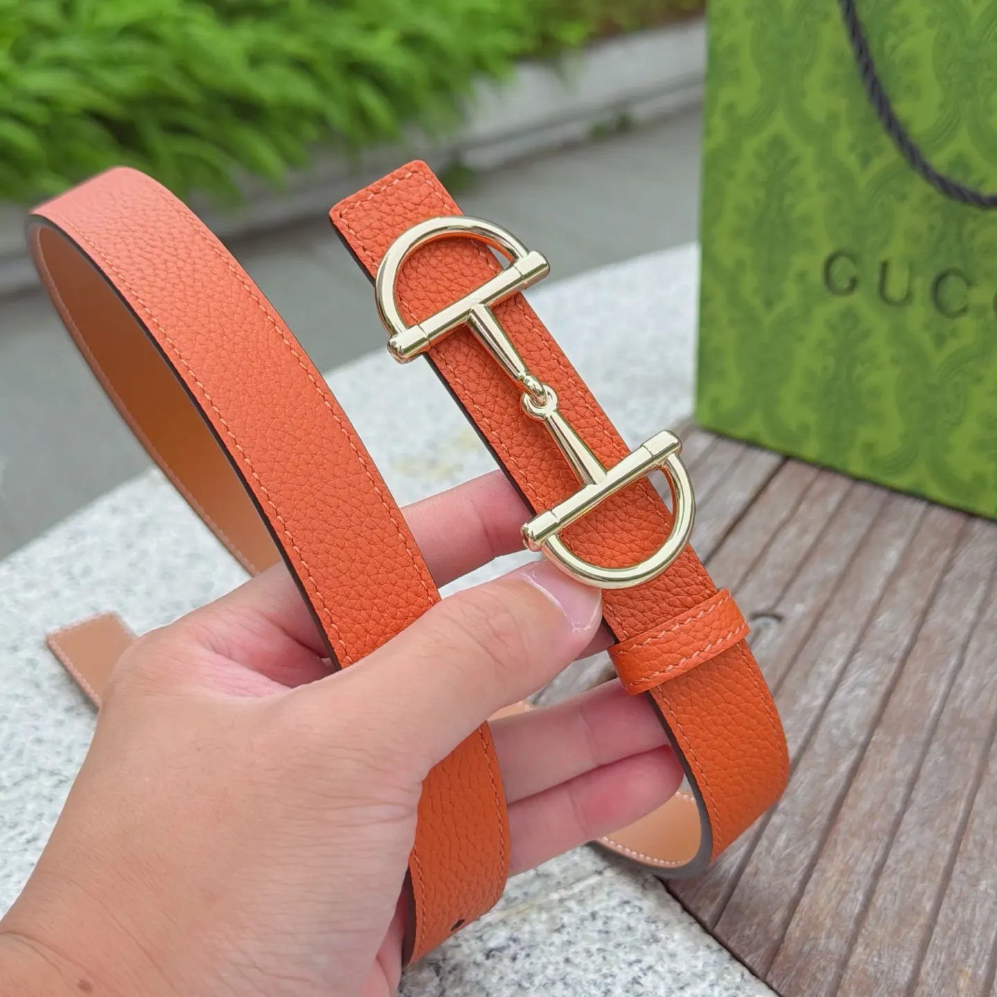 Gucci 双G扣牛皮双面腰带 商务休闲款