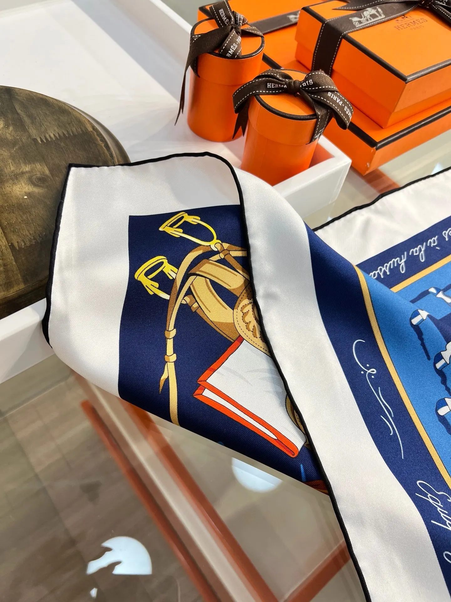 Hermès 丝巾 精致配饰