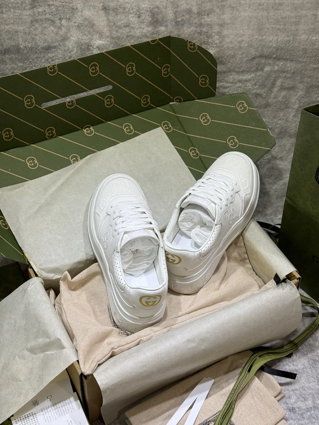 Gucci Logo休閒運動鞋