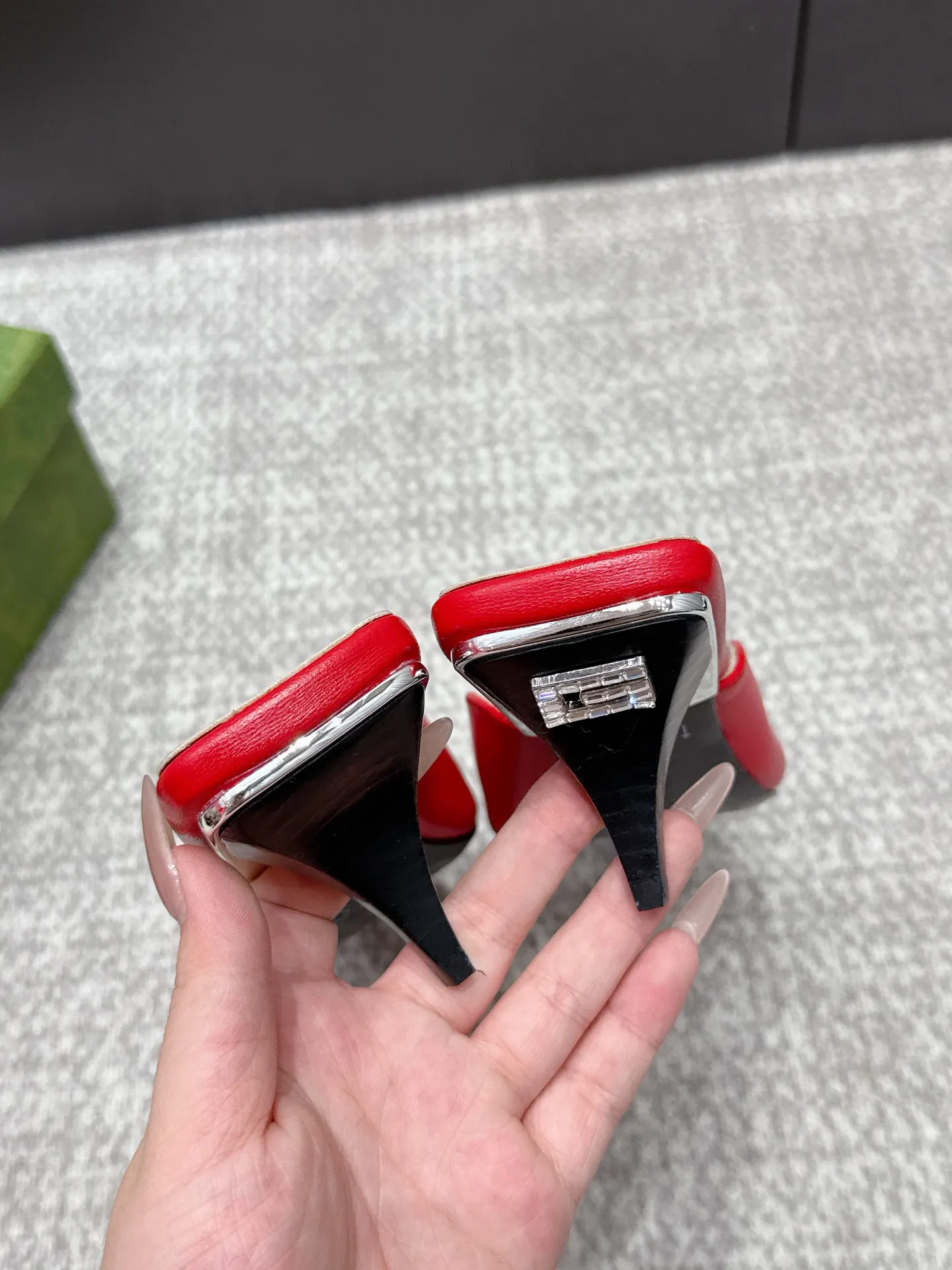 Gucci Logo休闲运动鞋