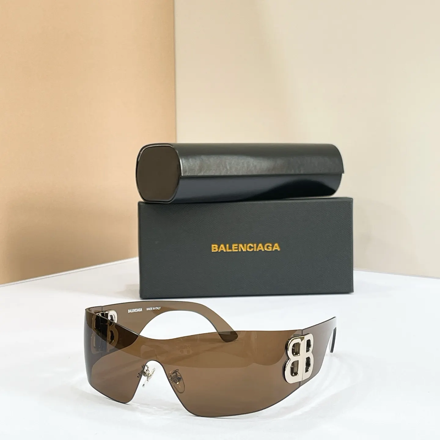 Balenciaga Fashion Item Fashion