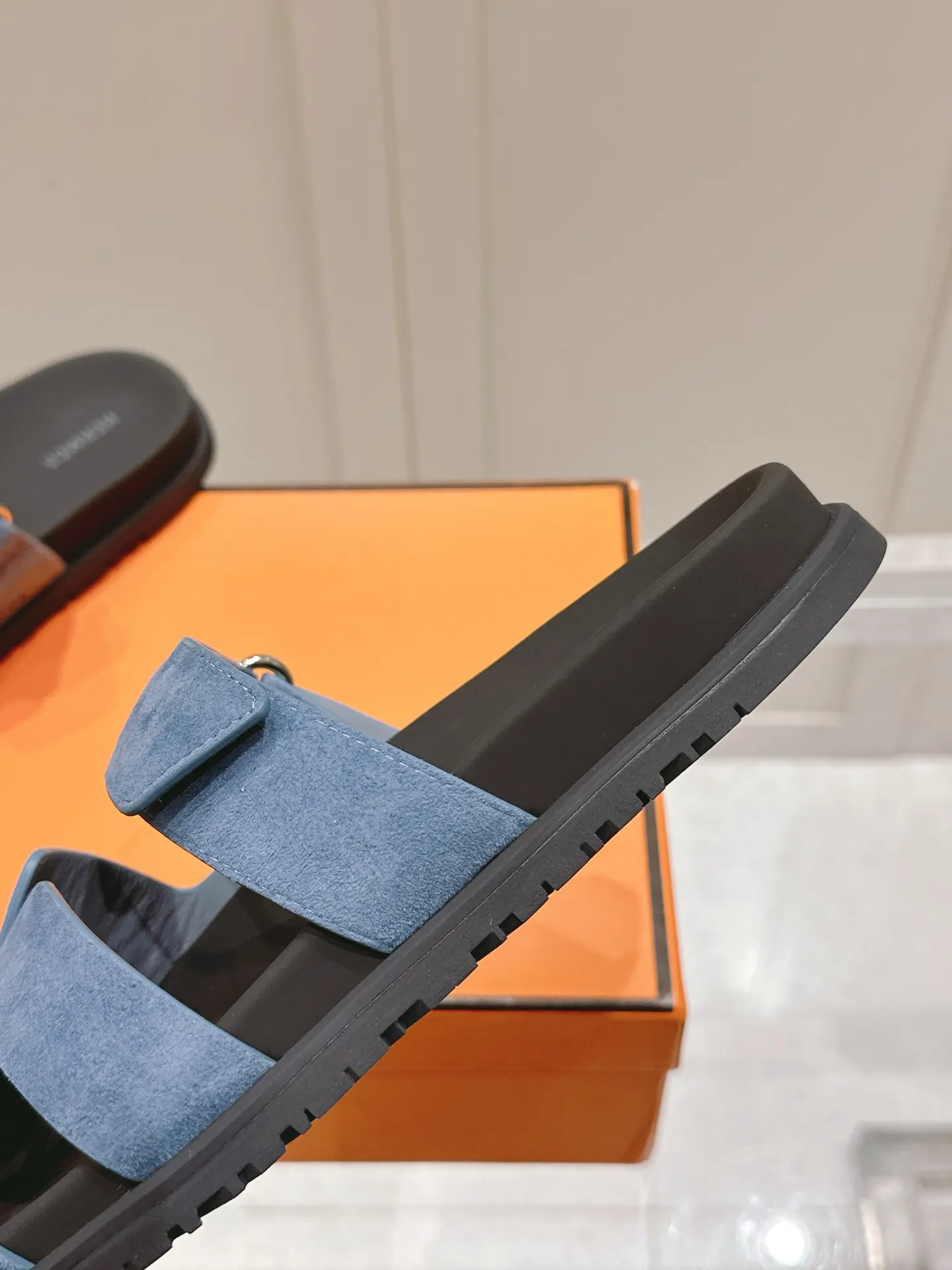 Hermès Oran 羊皮 拖鞋 舒适