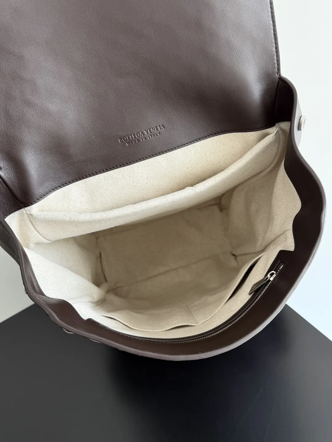 Bottega Veneta 小牛皮 双肩包 实用双肩款