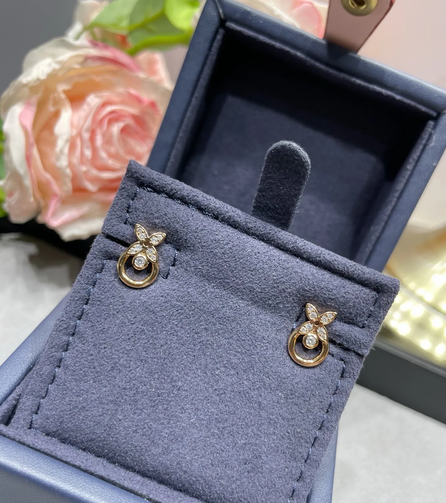 Louis Vuitton Fashion Item