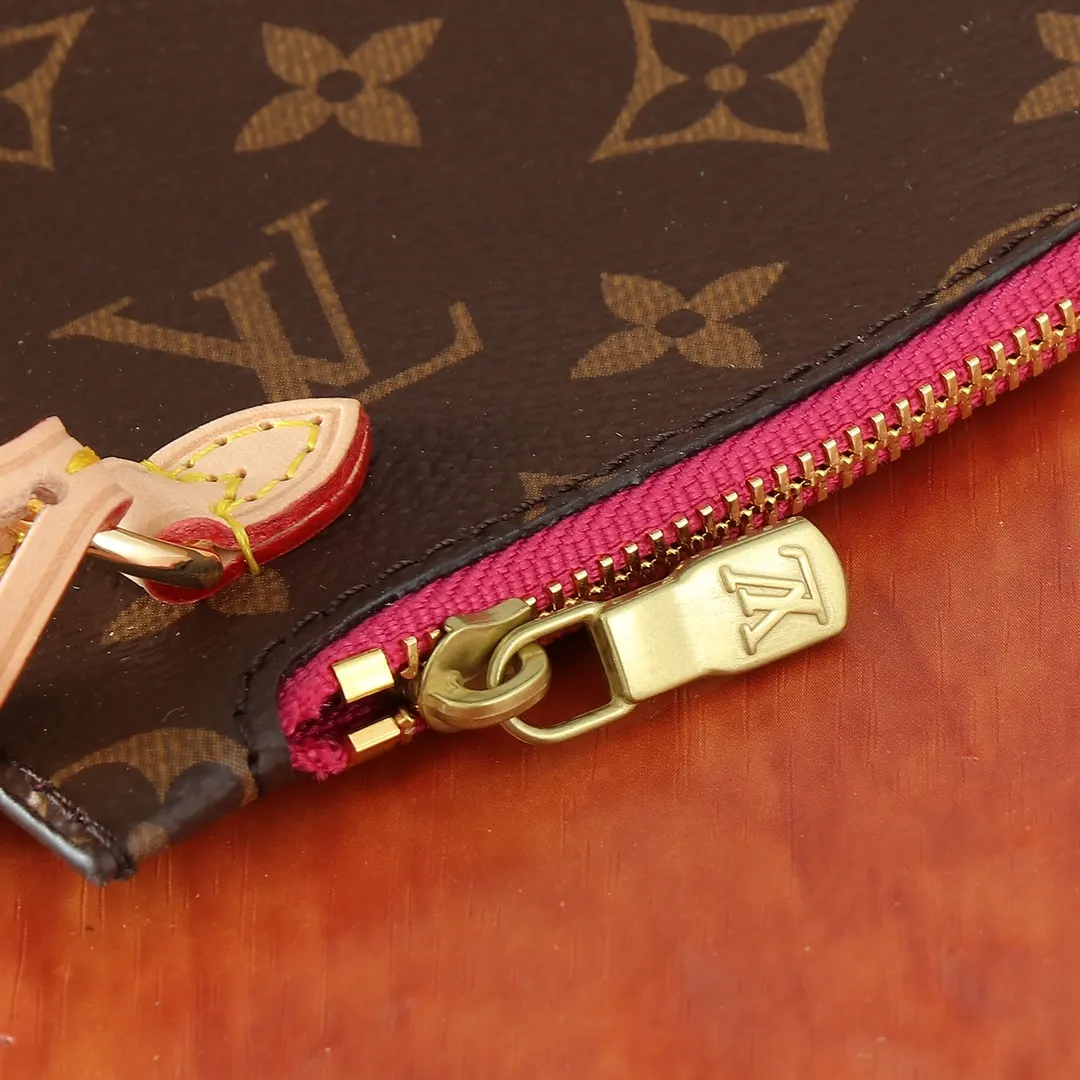 LV Neverfull 帆布 手拿包 精致手拿款