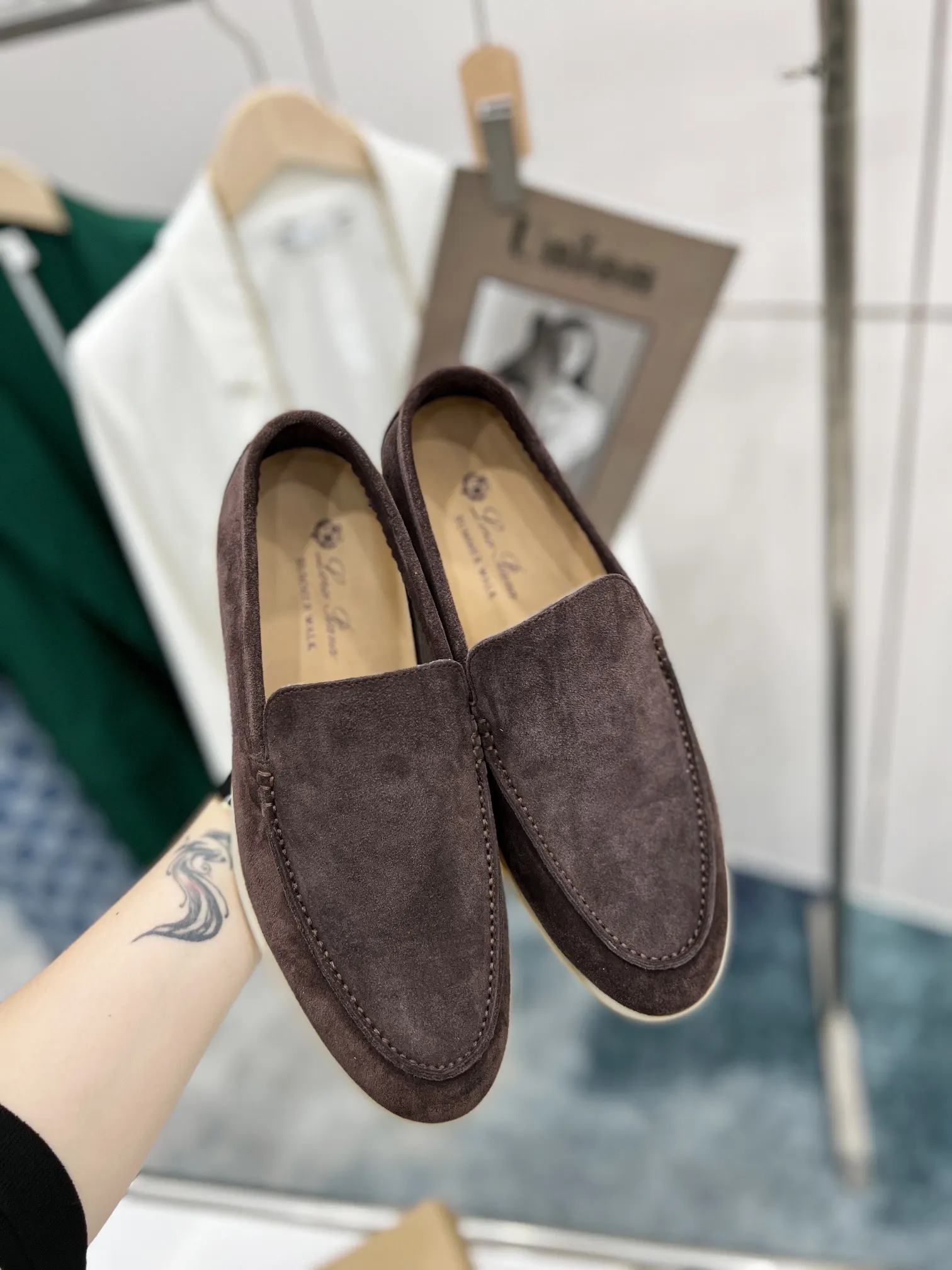 Hermès 运动鞋