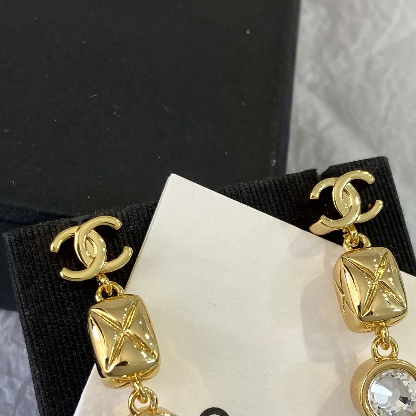 Louis Vuitton Fashion Item