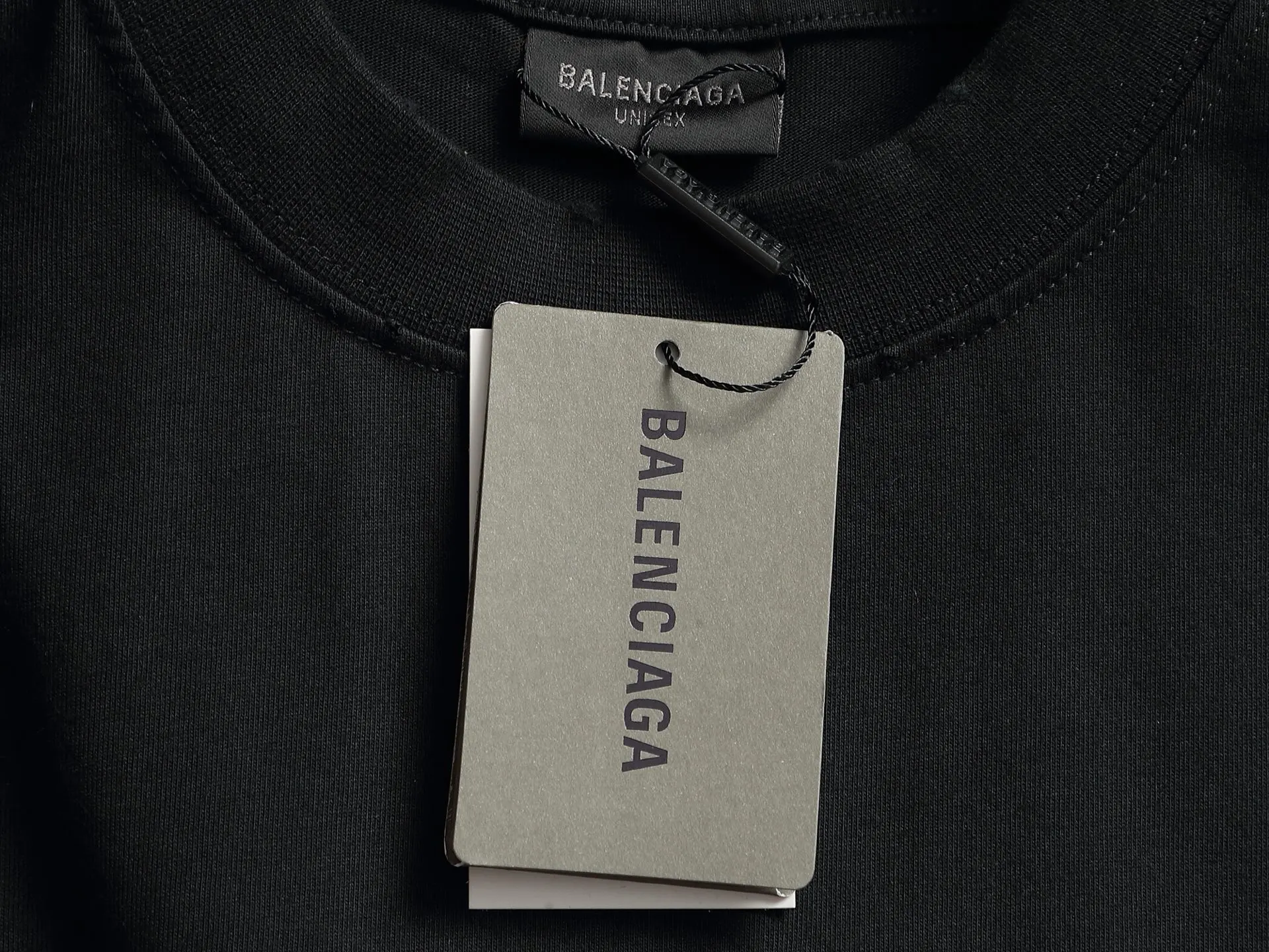Balenciaga 黑色 Logo 短袖T恤(數字5) Balenciaga 黑色 Logo 短袖T恤(數字5)
