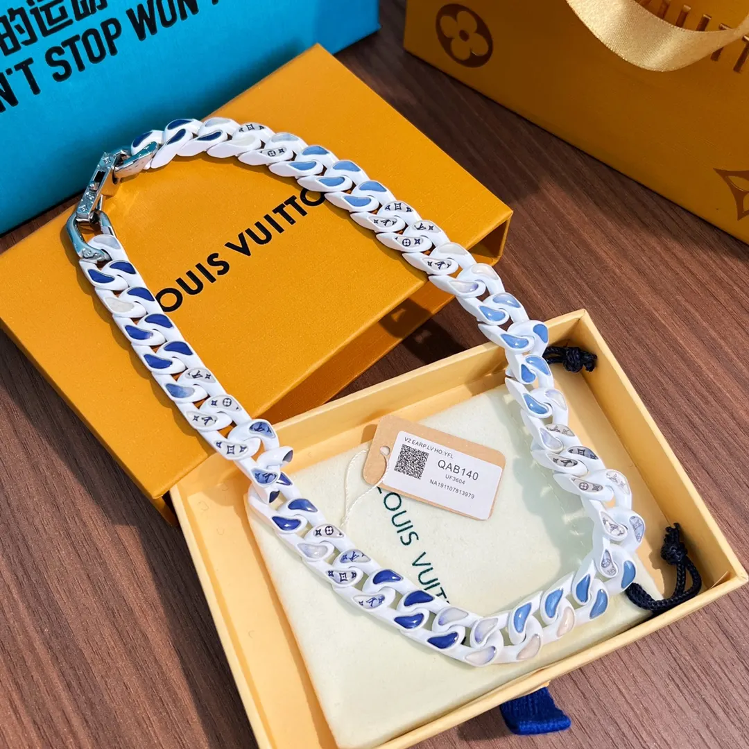 Louis Vuitton 白色 項鏈