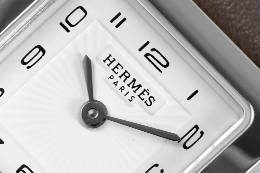 Hermes 牛皮 手表 精致腕表款
