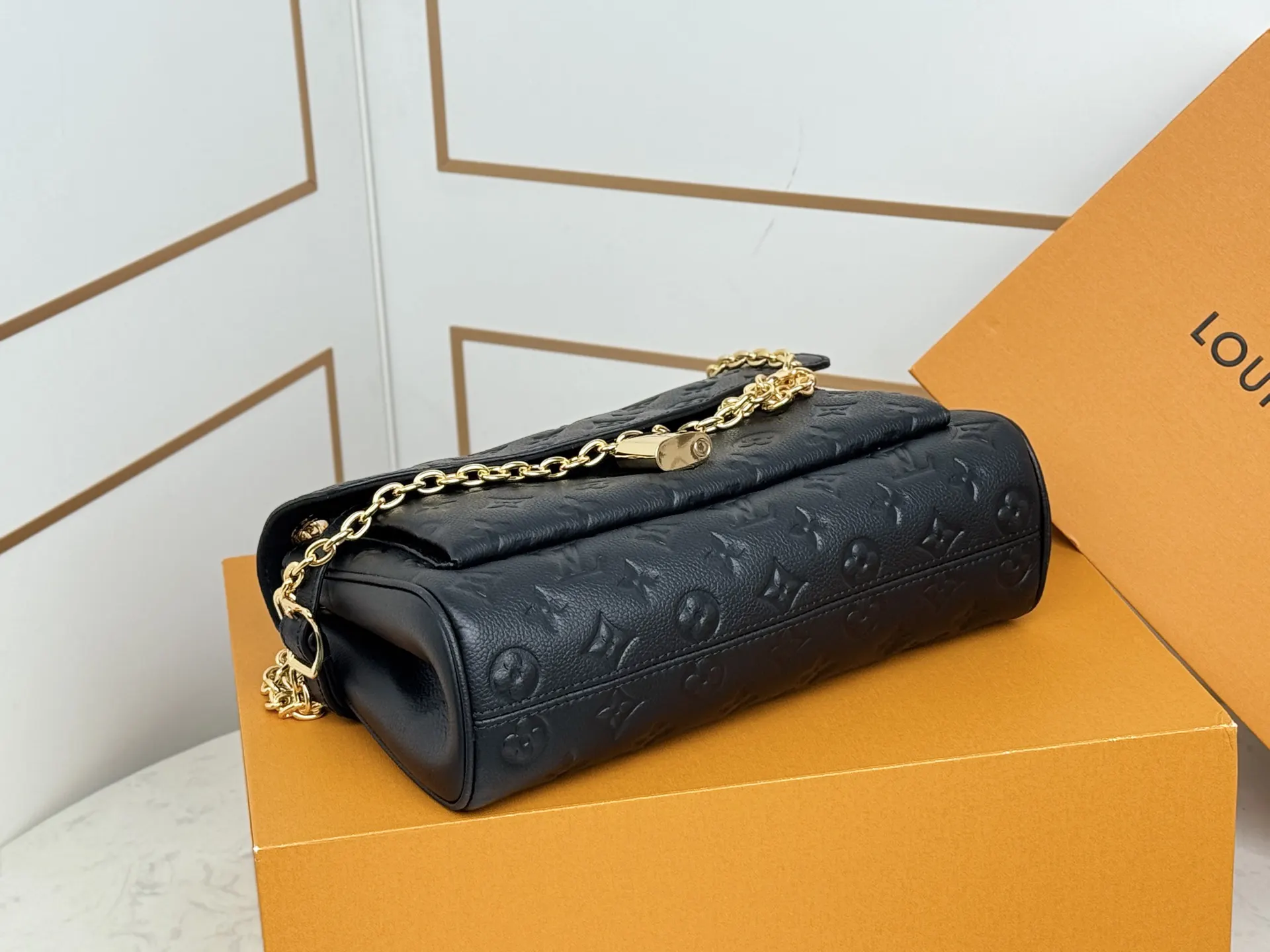 Chain Bag