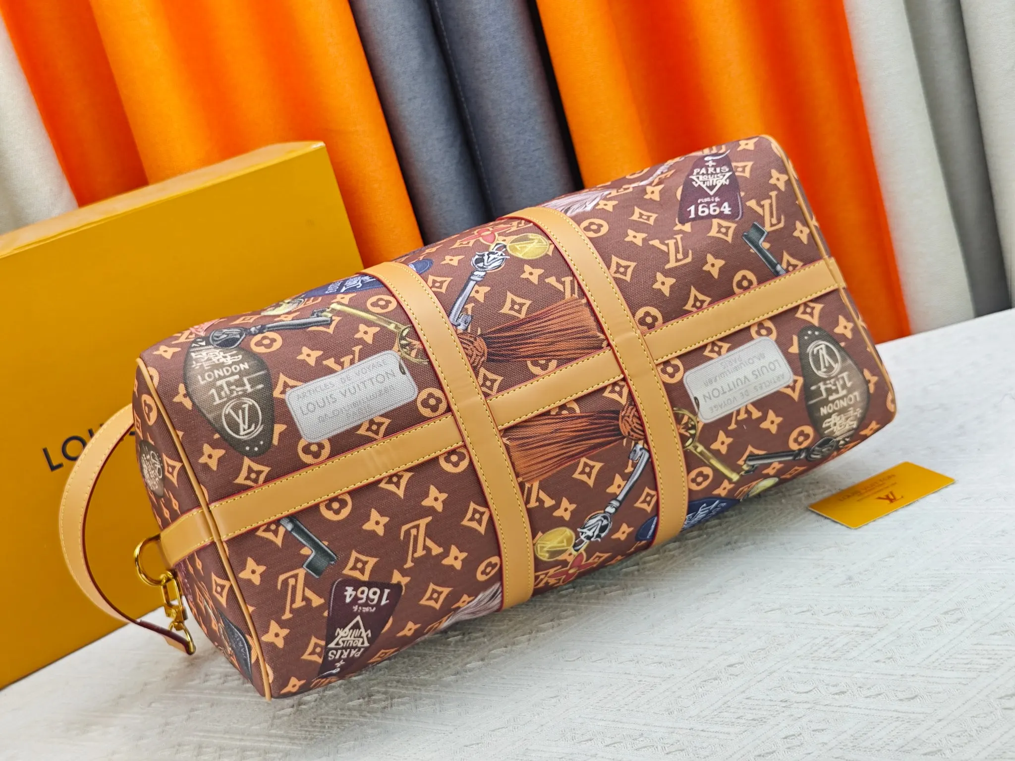 Fashion Item Travel Canvas