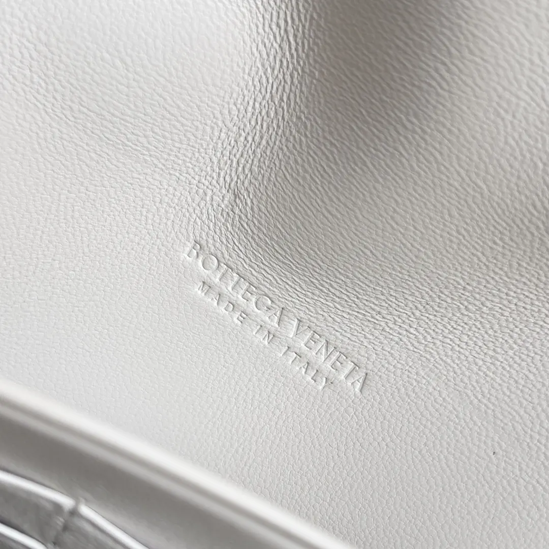 Bottega Veneta 手拿包 精致手拿款