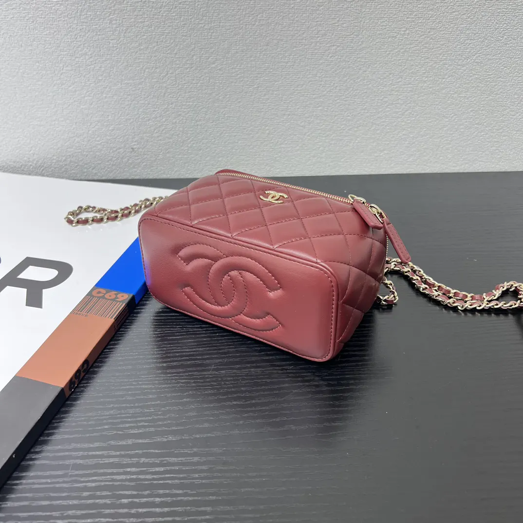 Chanel 19 小號 紅色 皮革 菱格絎縫 鏈條包