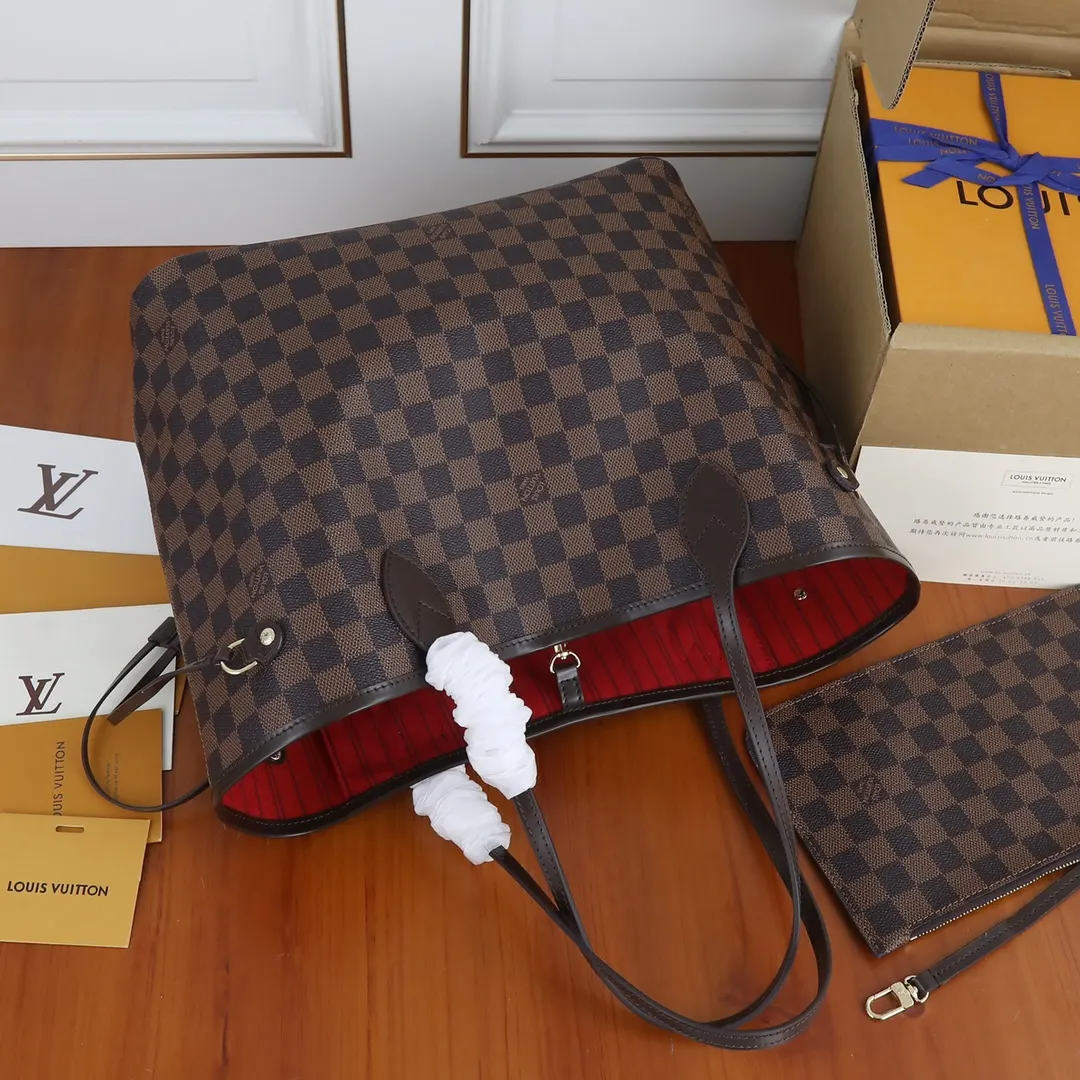 LV Neverfull 帆布 手拿包 精致手拿款