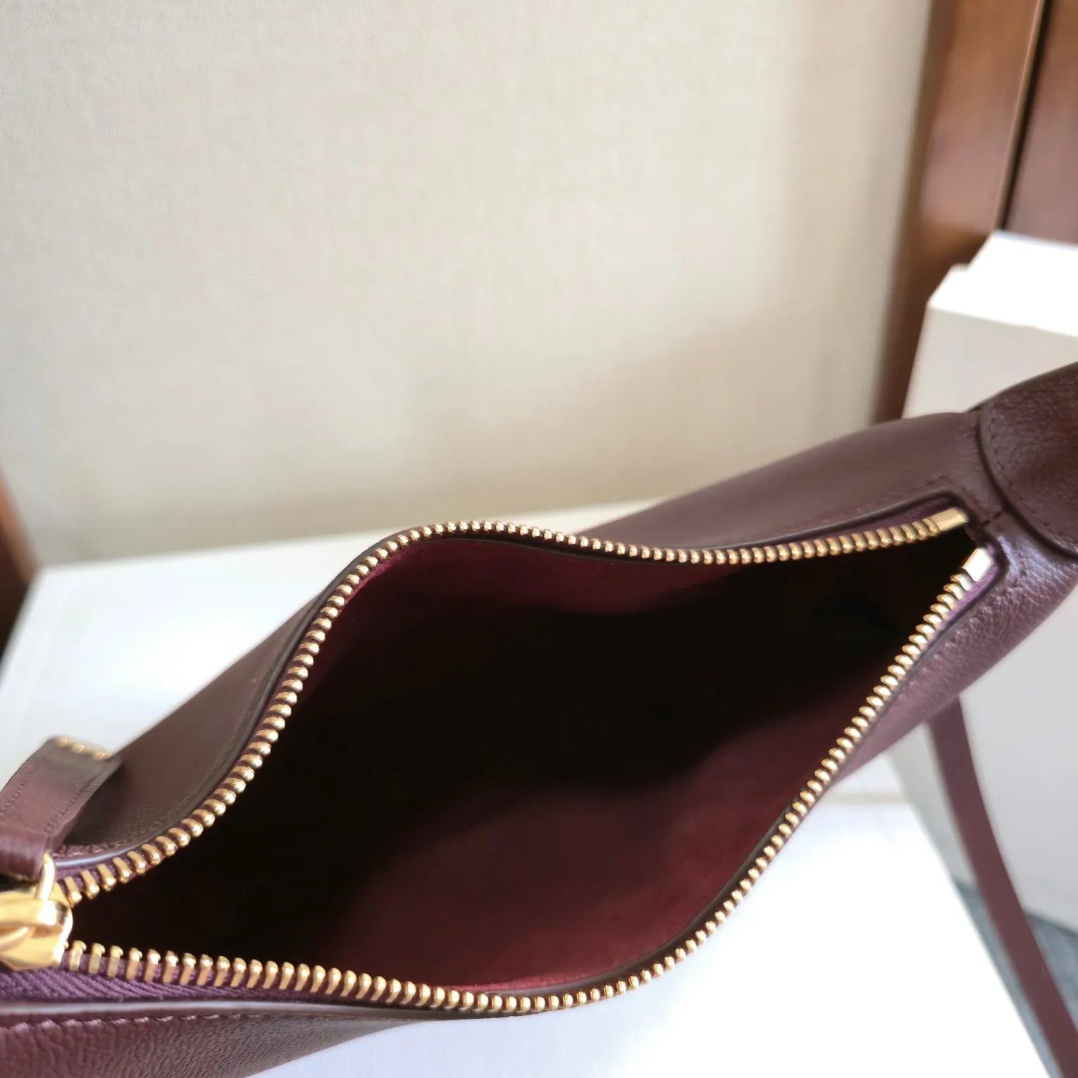 Crossbody Bag Commuter Lightweight Leather