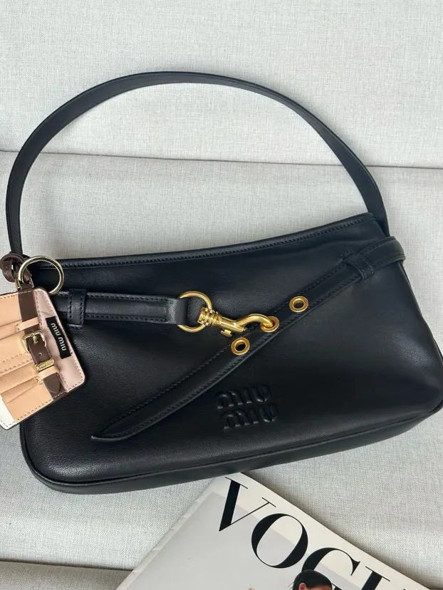 Gold Hobo Shoulder Bag Vintage