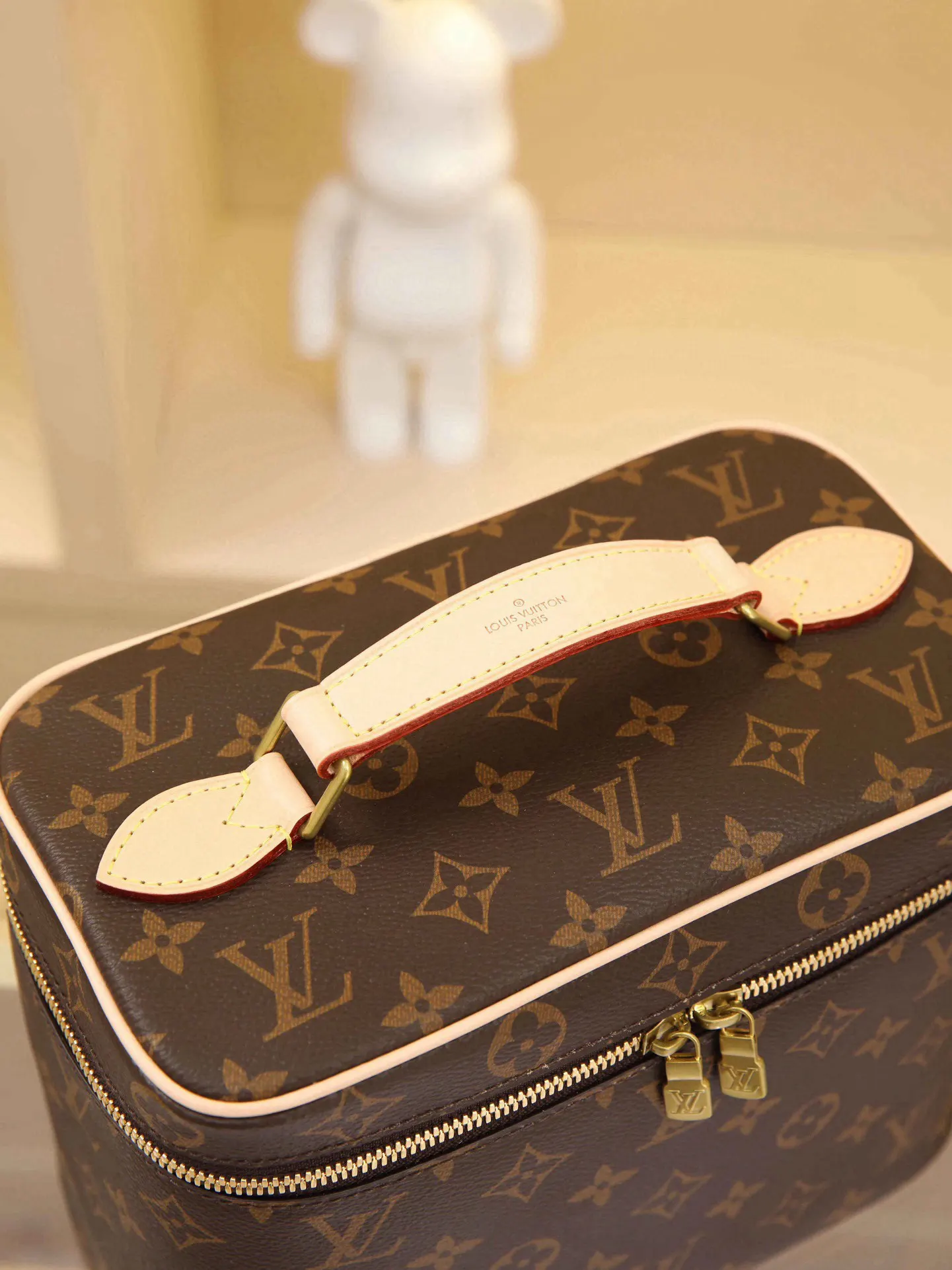 金色 牛皮 化妝包 便携收納款