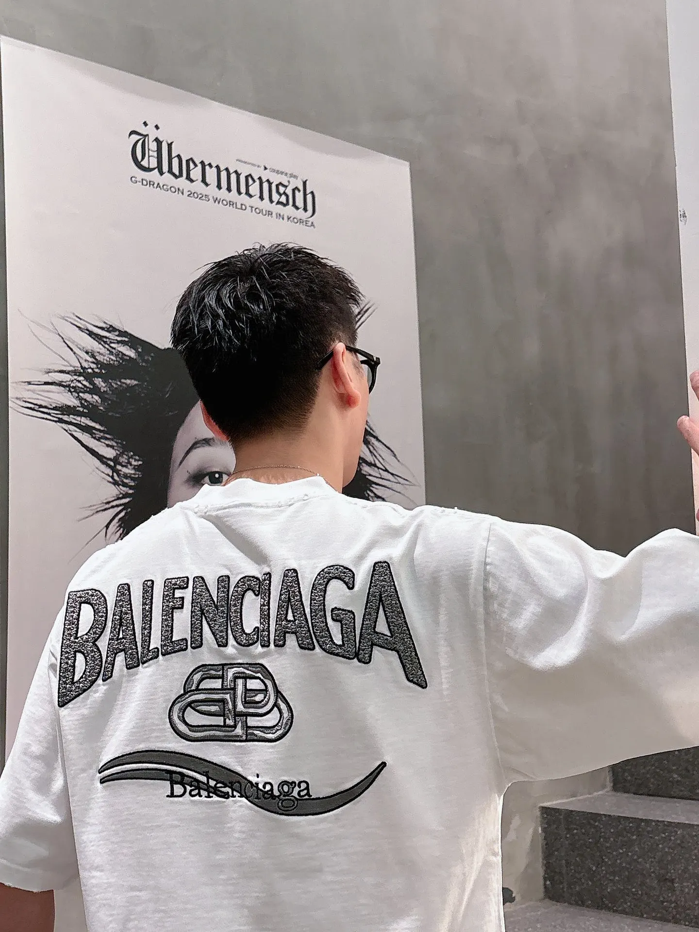 Balenciaga Logo 短袖T恤