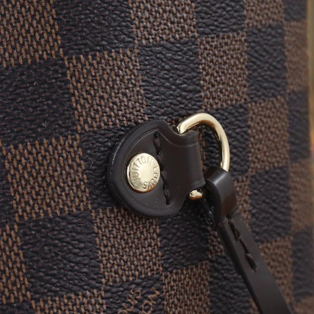 LV Neverfull 帆布 手拿包 精致手拿款