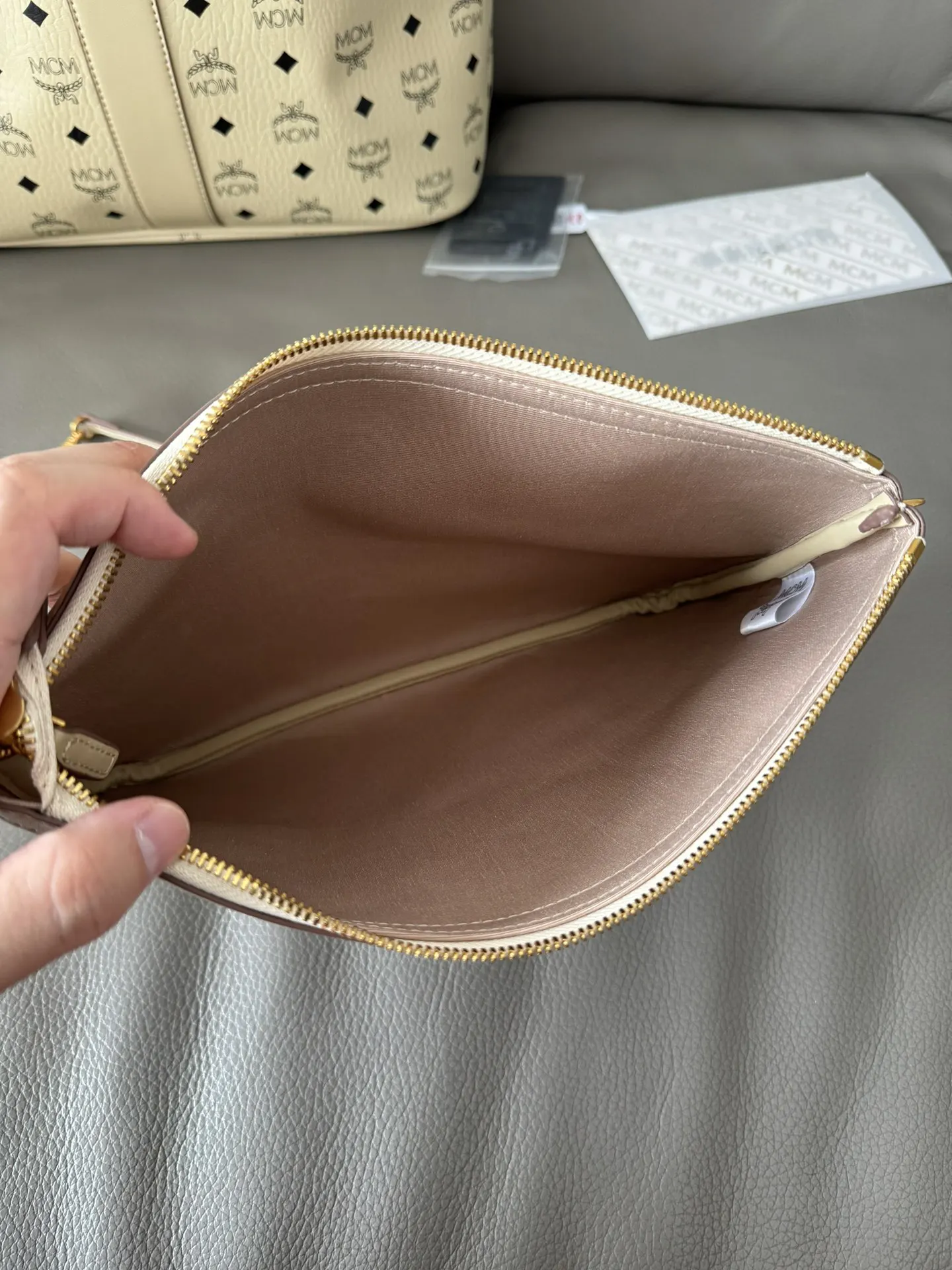 皮革 可翻面使用 手拿包 精致手拿款