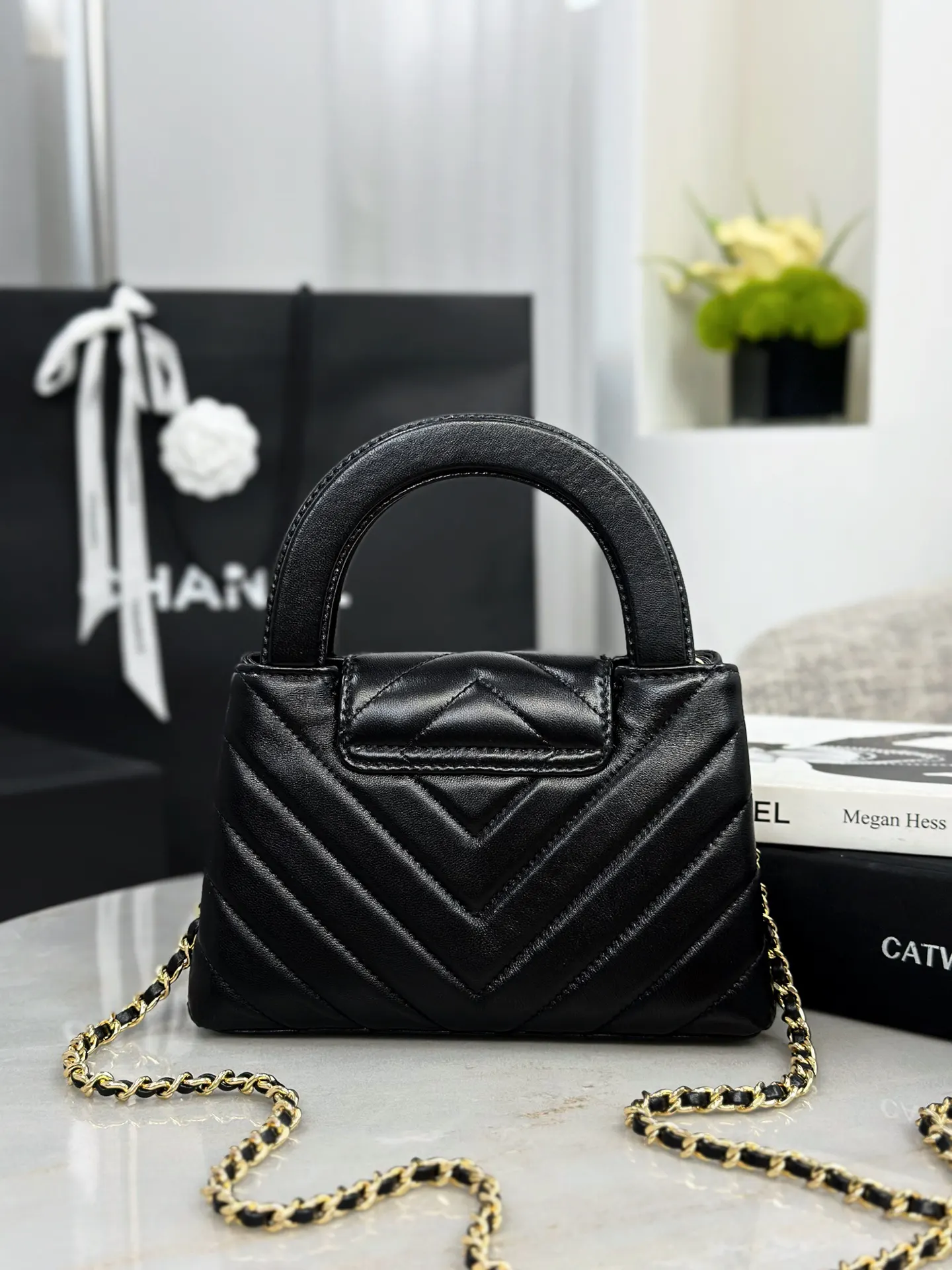 Chanel Gold Leather Flap Shoulder Bag Image 3 Chanel Gold Leather Flap Shoulder Bag Image 3