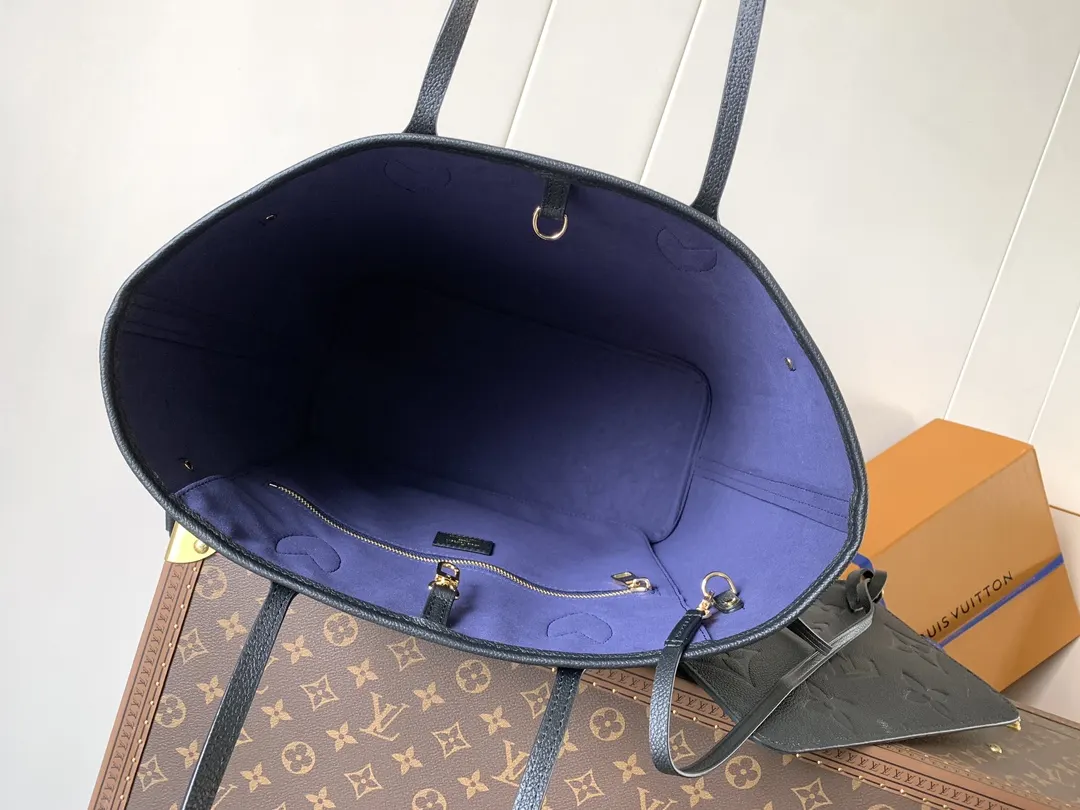 Neverfull 黑色 米白 手拿包 精致手拿款