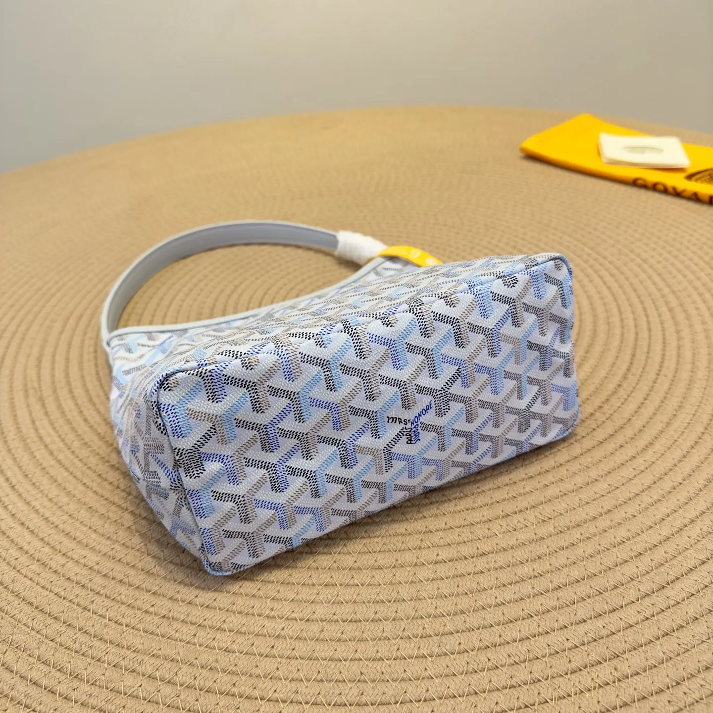 Goyard 粉色 腋下包 实拍款01 精选款
