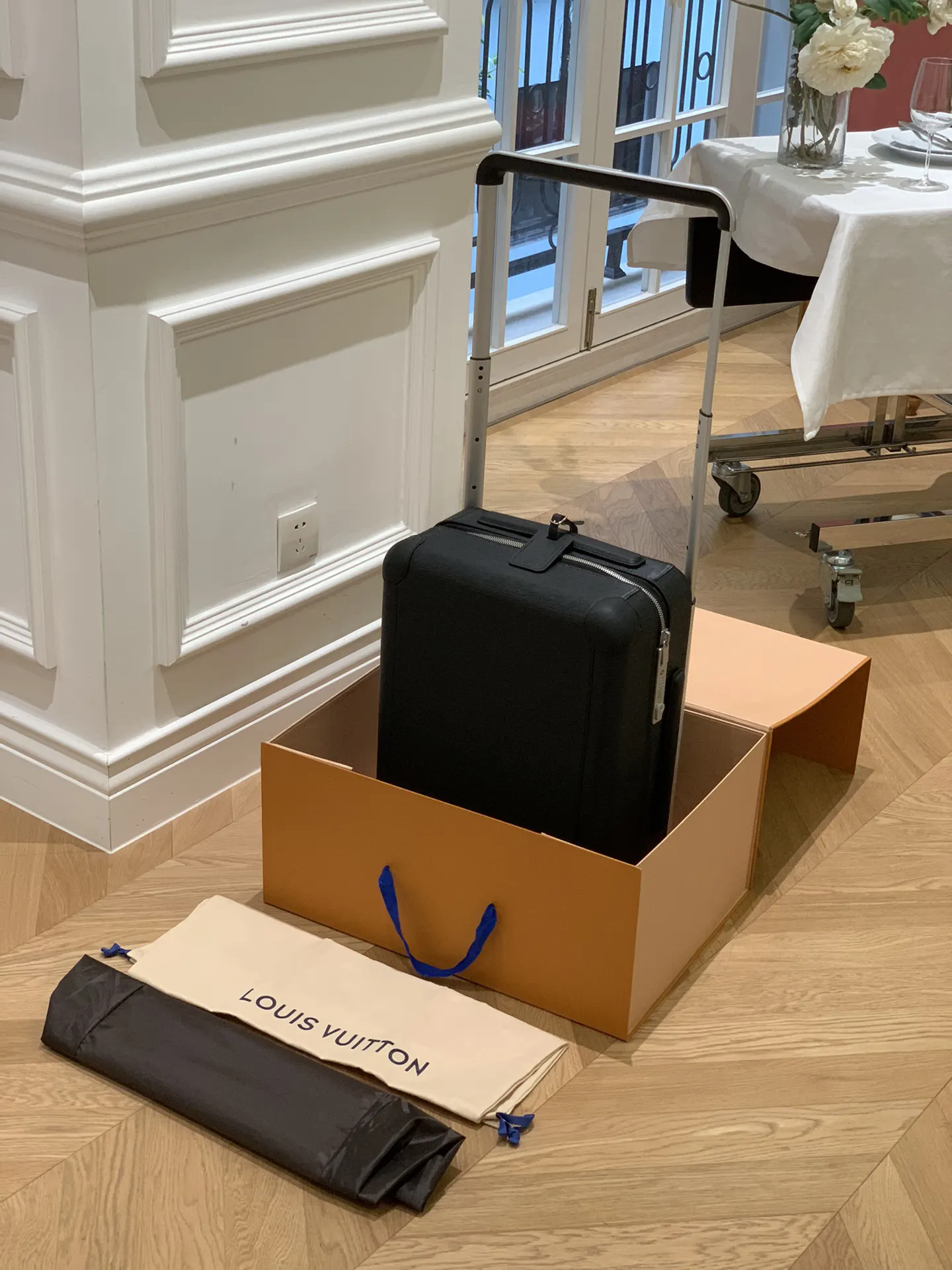 灰色 銀色 拉杆真皮包裹 行李箱 旅行拉杆款 輕便出行款