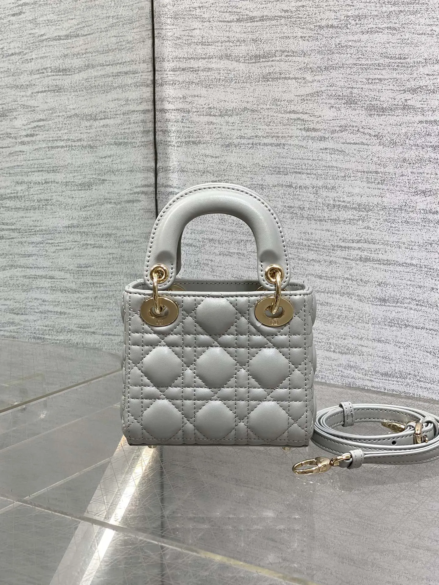 Fashion Item Travel
