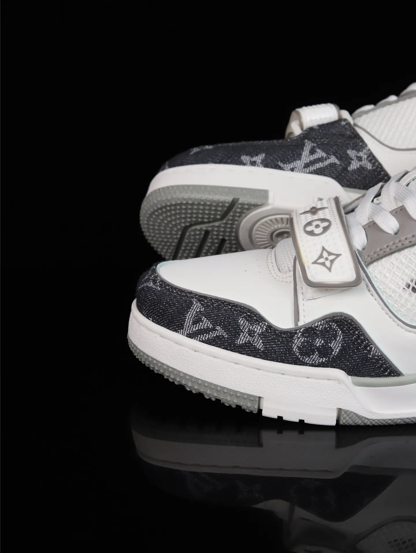 Louis Vuitton 运动鞋