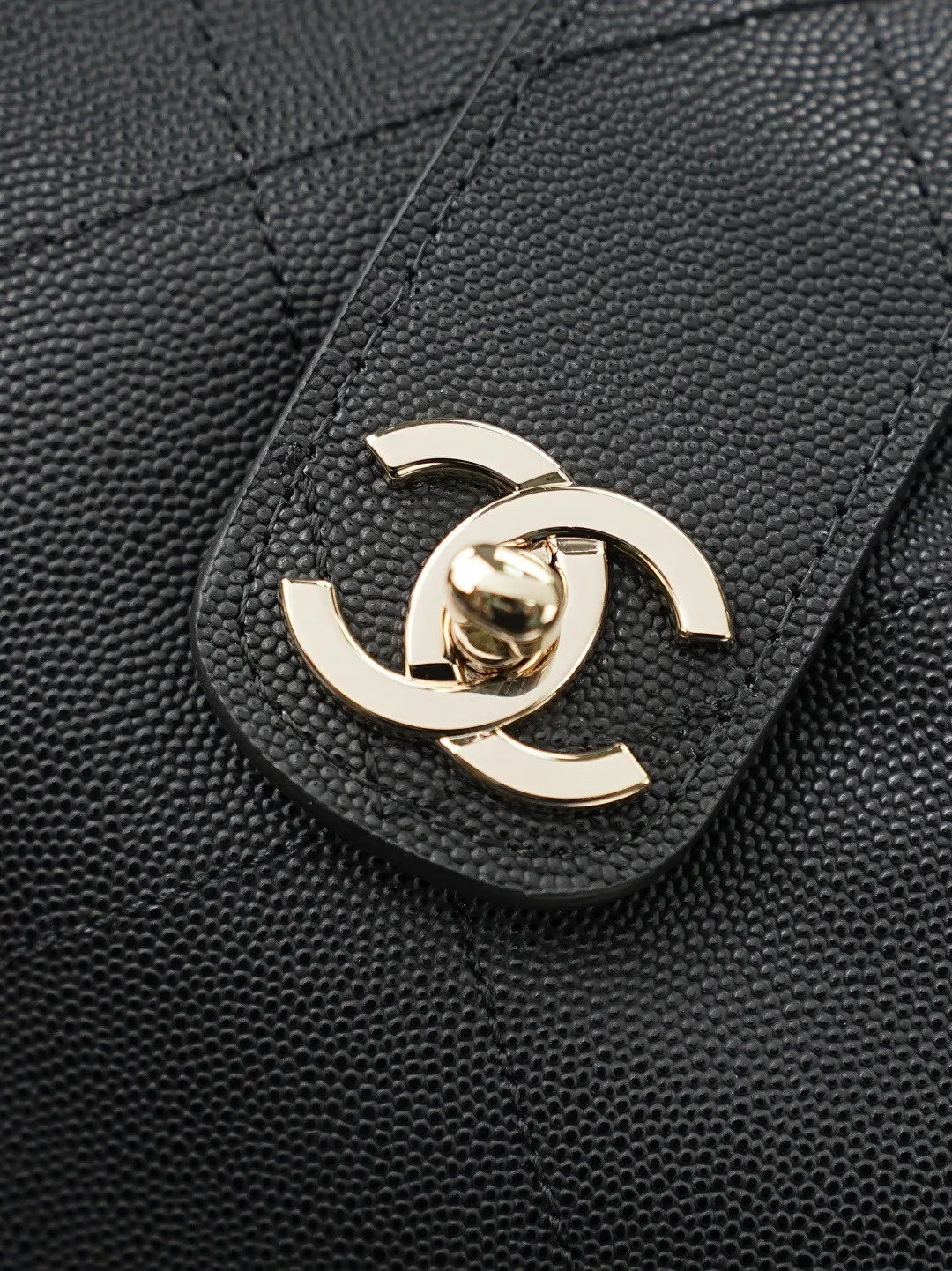 CHANEL 黑色 牛皮 托特包 大容量托特款