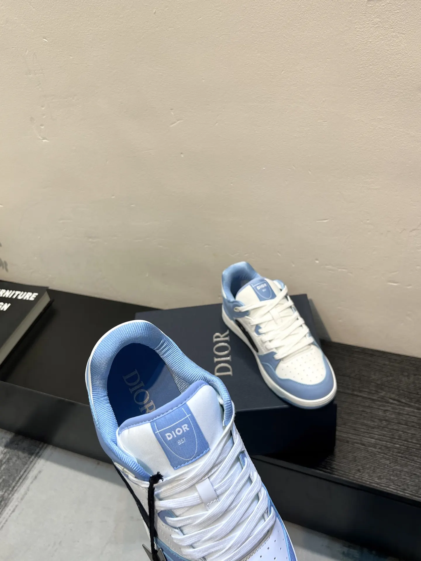 Dior Oblique White Sneakers Image 7 Dior Oblique White Sneakers Image 7