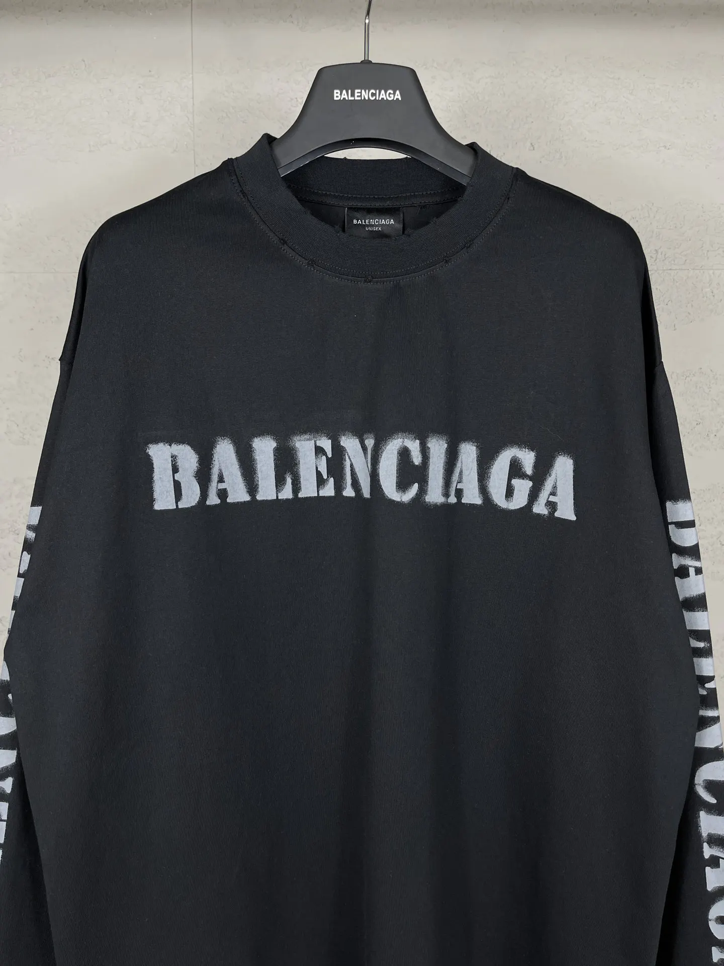 Balenciaga 黑色 純棉 Logo 短袖T恤 宽松休閒(數字4) Balenciaga 黑色 純棉 Logo 短袖T恤 宽松休閒(數字4)