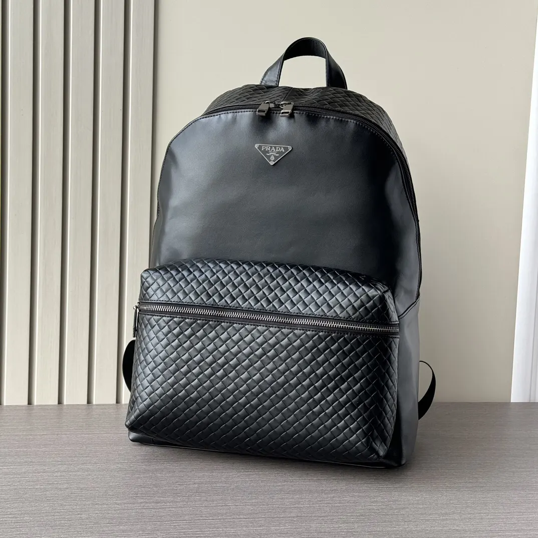 Prada 黑色 小牛皮 行李箱 旅行拉杆款 輕便出行款