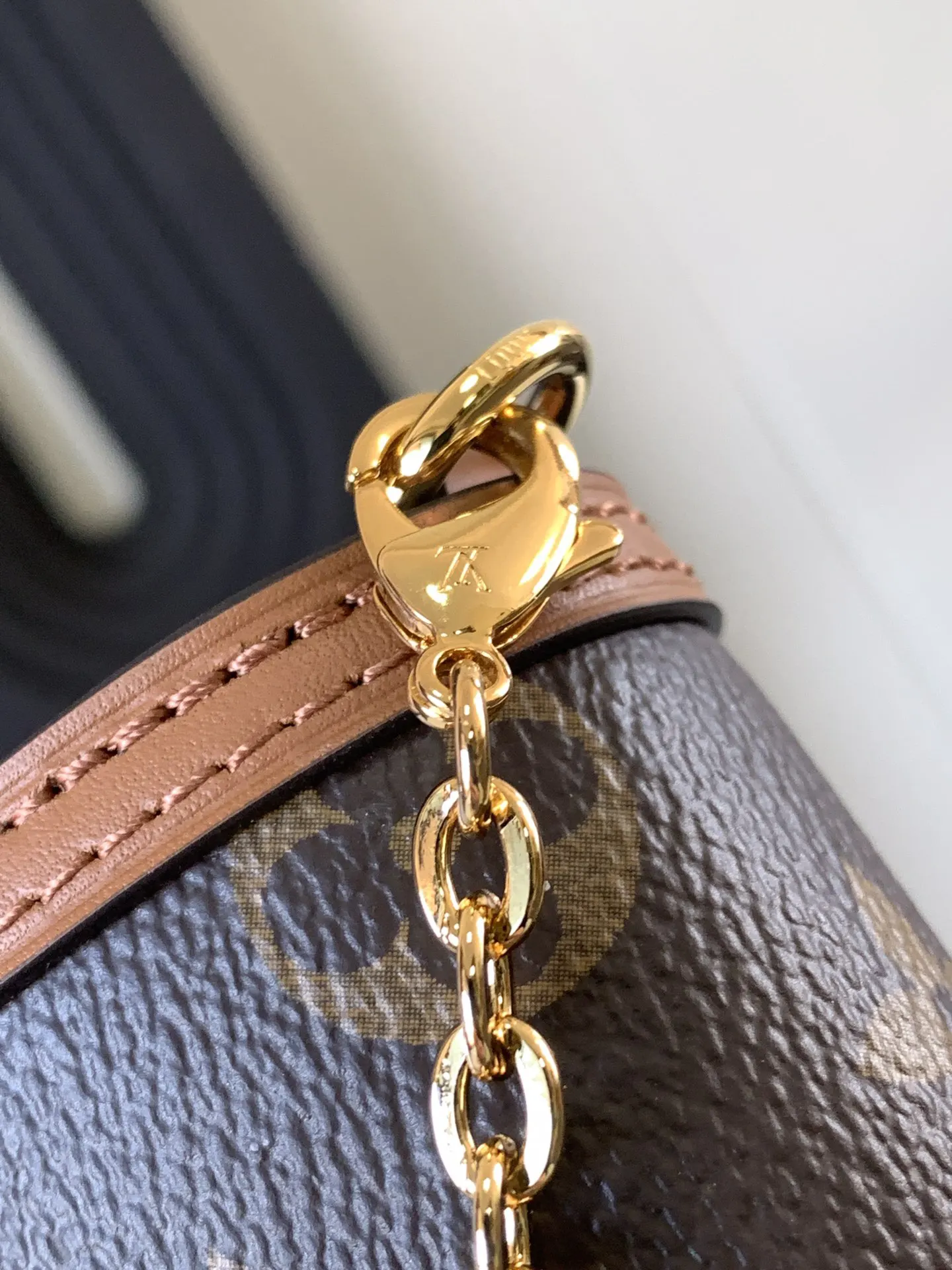 LV accessories single item Image 7 LV accessories single item Image 7