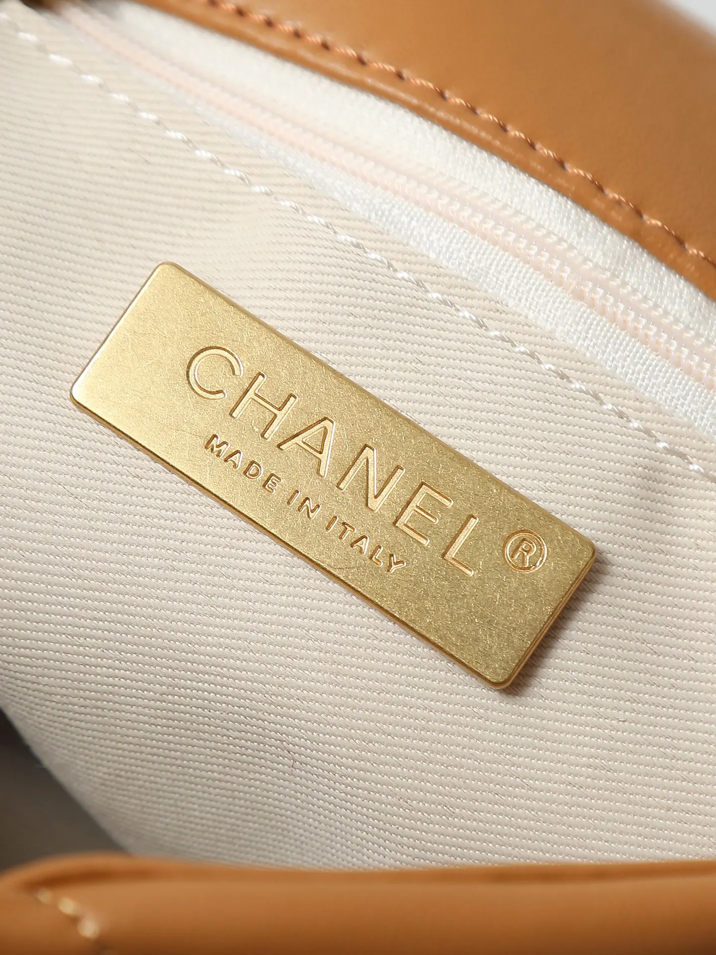羊皮 看到它的第一眼的时候 Always miss him 手拿包 精致手拿款