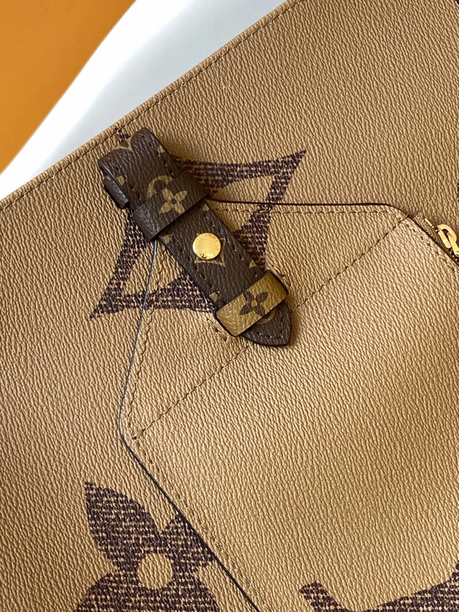 Louis Vuitton Suitcase Travel Lightweight Leather