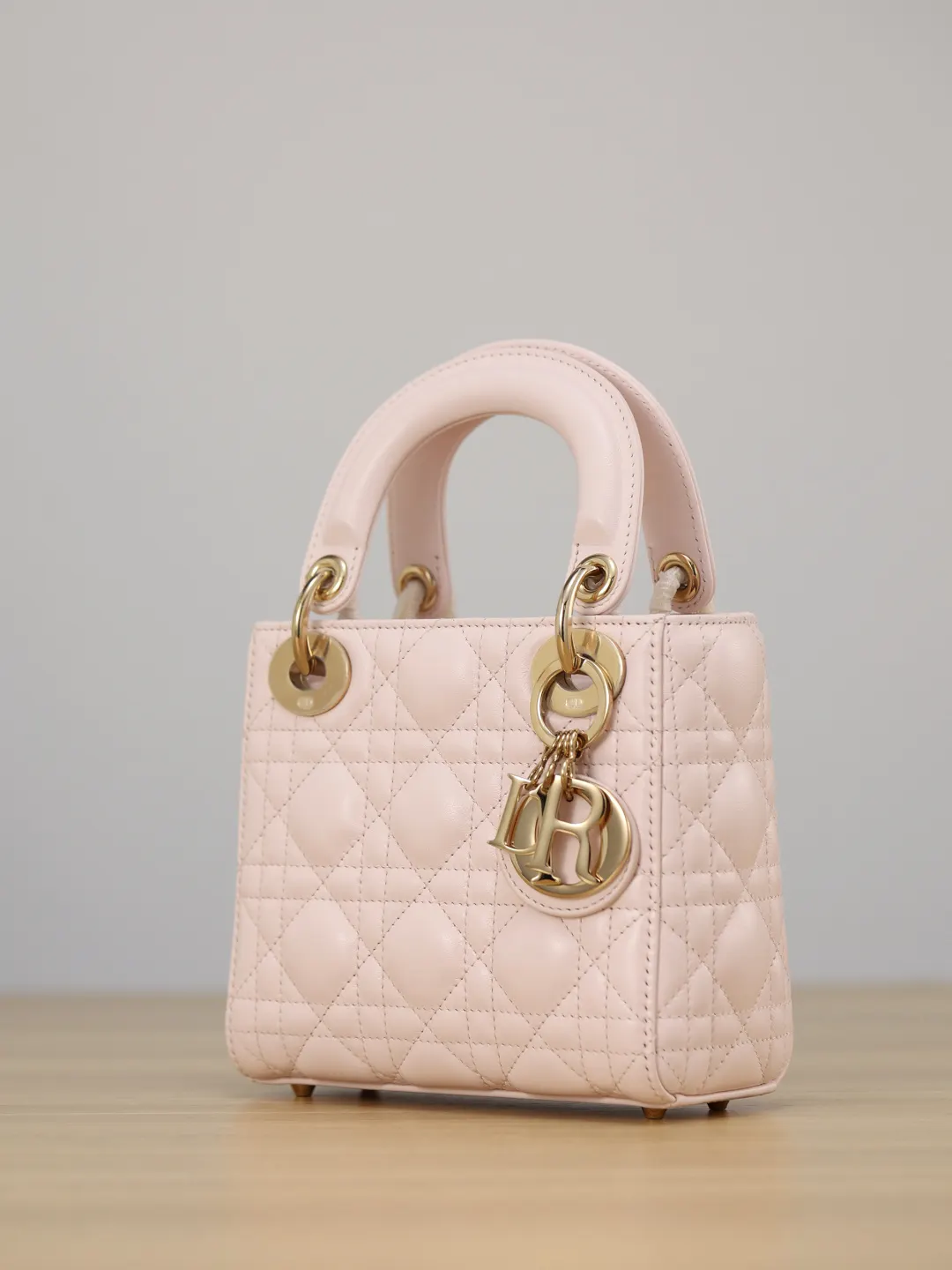 Dior Lady Dior 小号 皮革 手提包