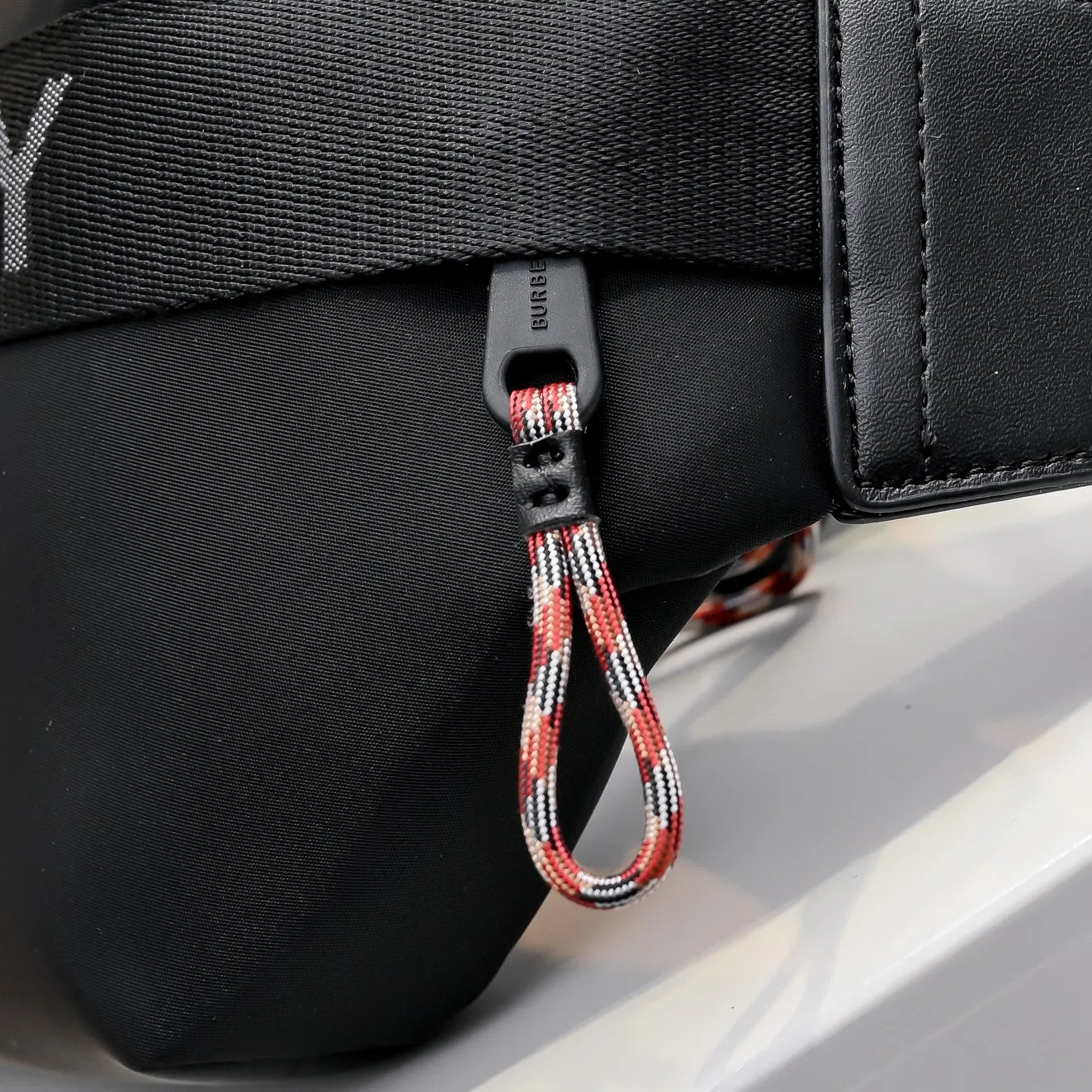 Burberry 帆布 腰包 休闲腰包款