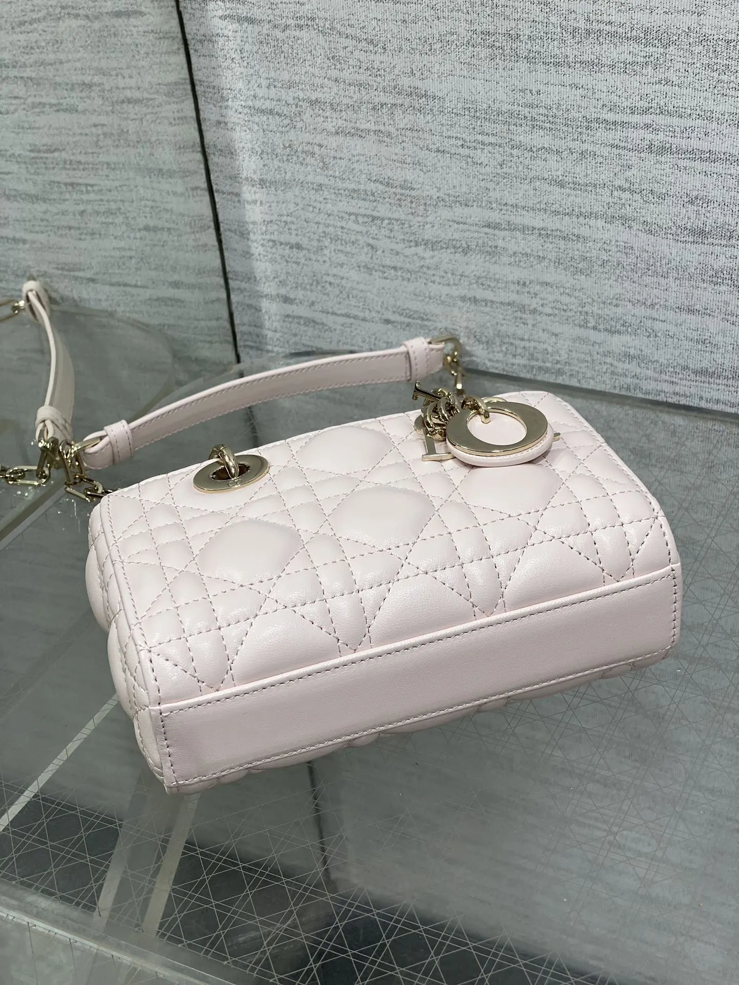 Dior Lady Dior Lady 羊皮链条包 手提斜挎