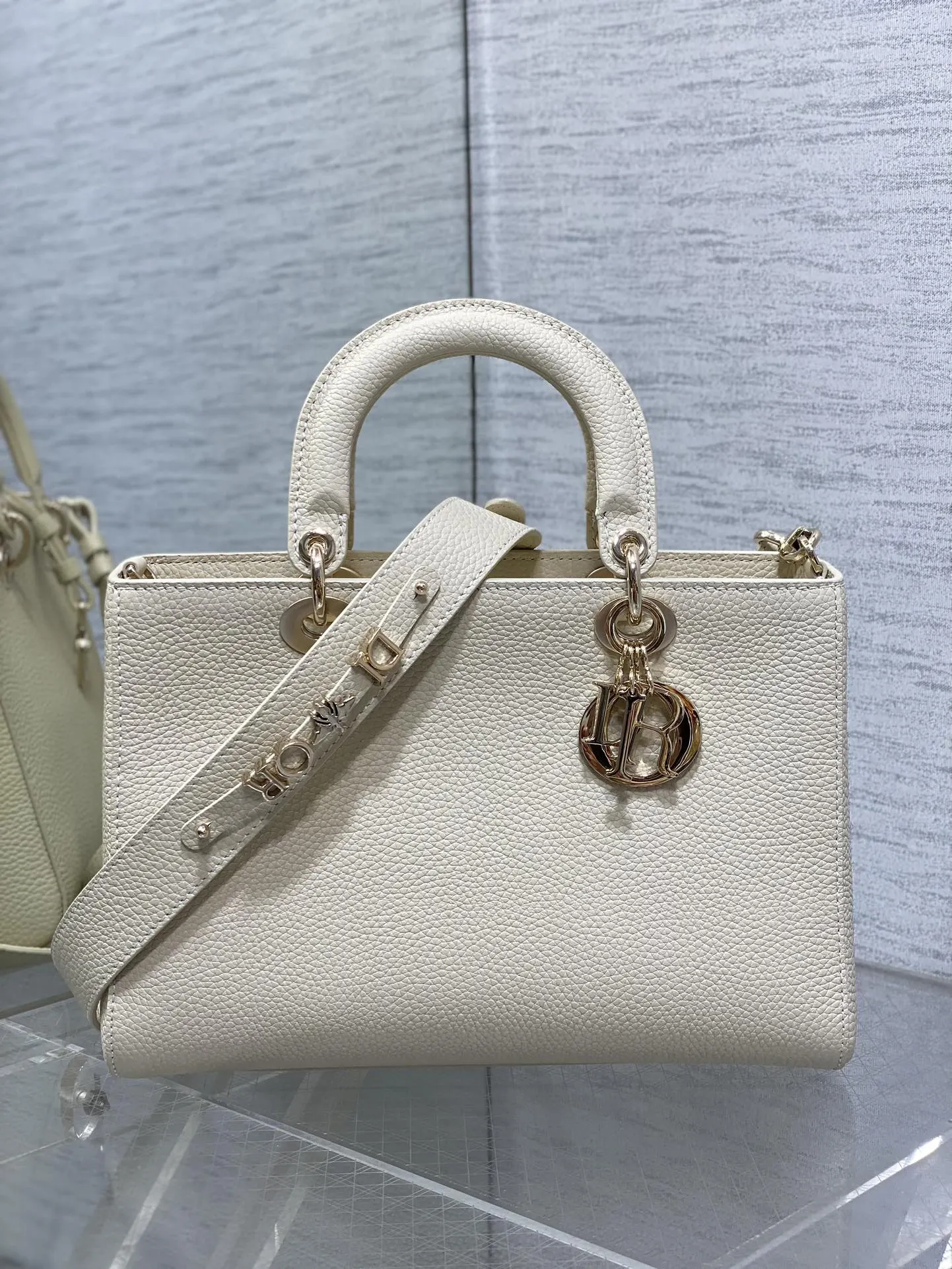 Dior 黑色 牛皮 进口 牛皮横款戴妃包 Lady 手提包 通勤手提款