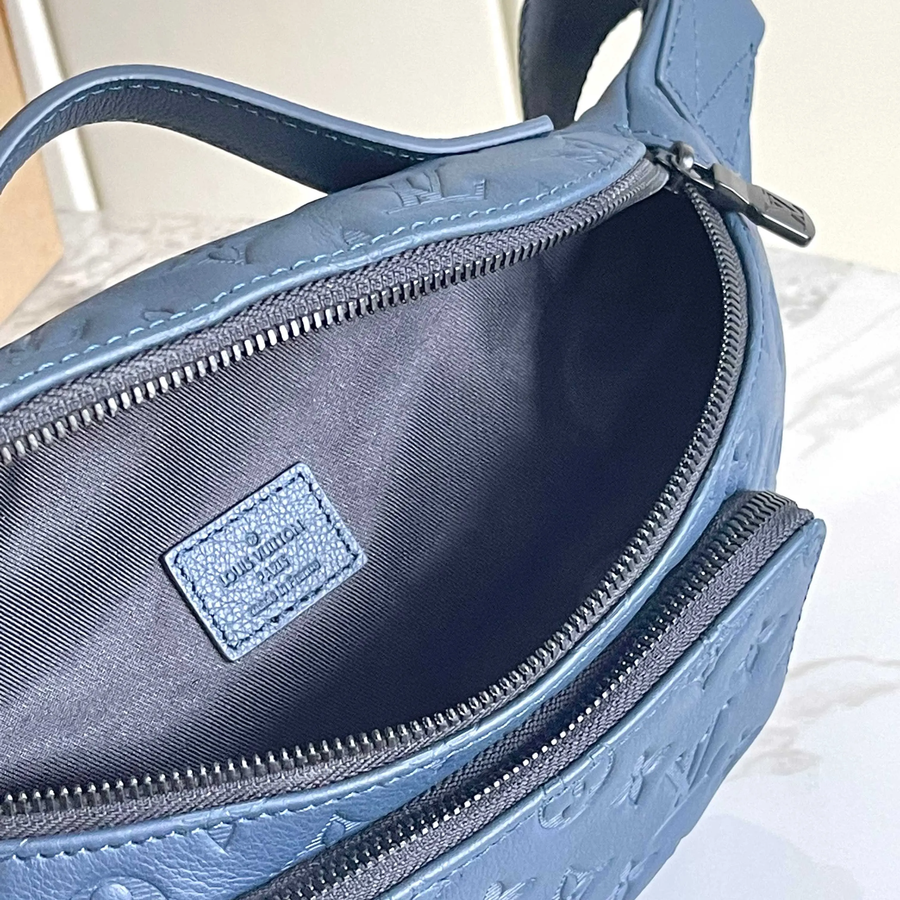 Belt Bag Casual Leather Image 9 Belt Bag Casual Leather Image 9