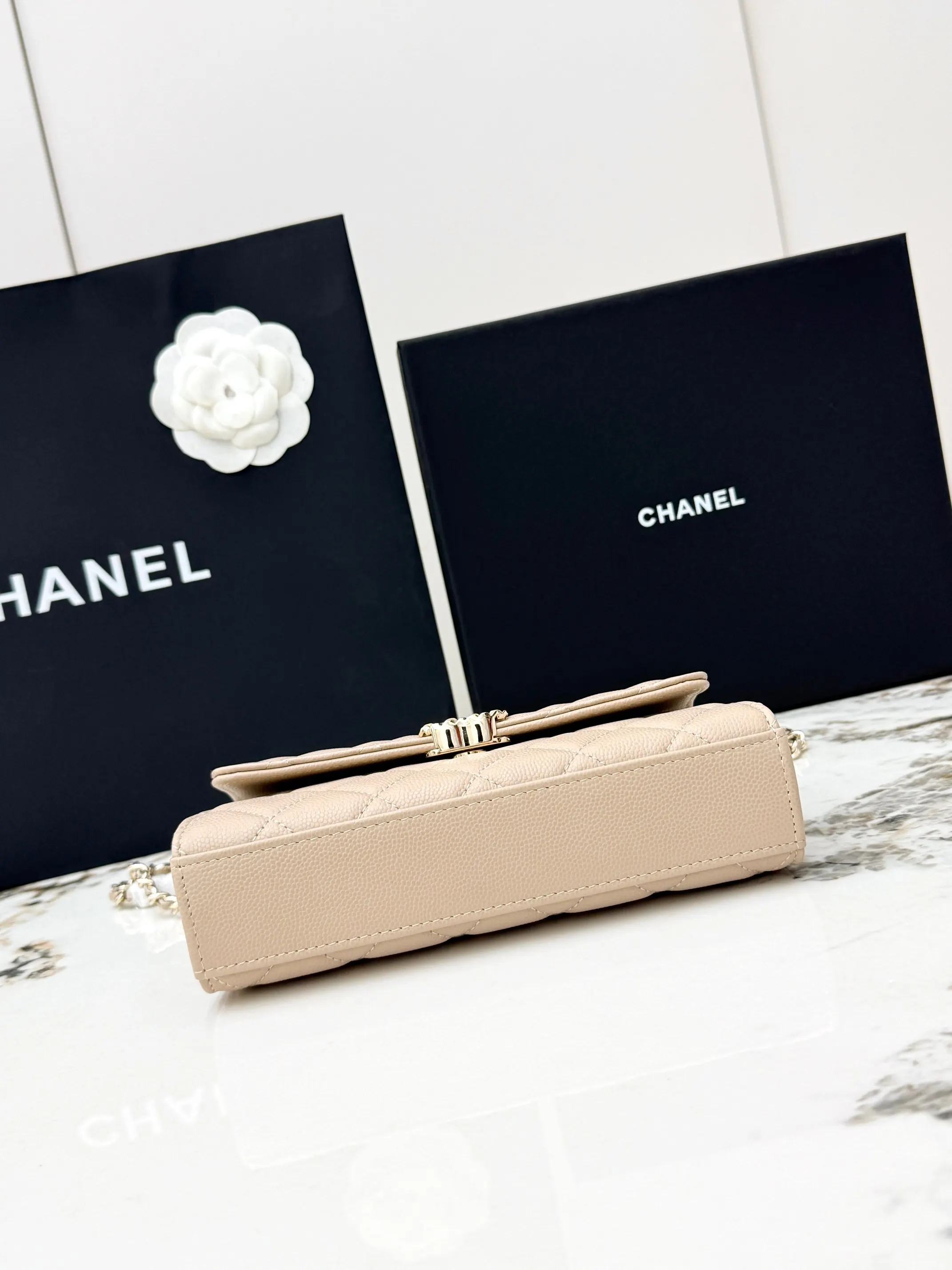 Chanel 米色牛皮Kelly手提包 金链斜挎
