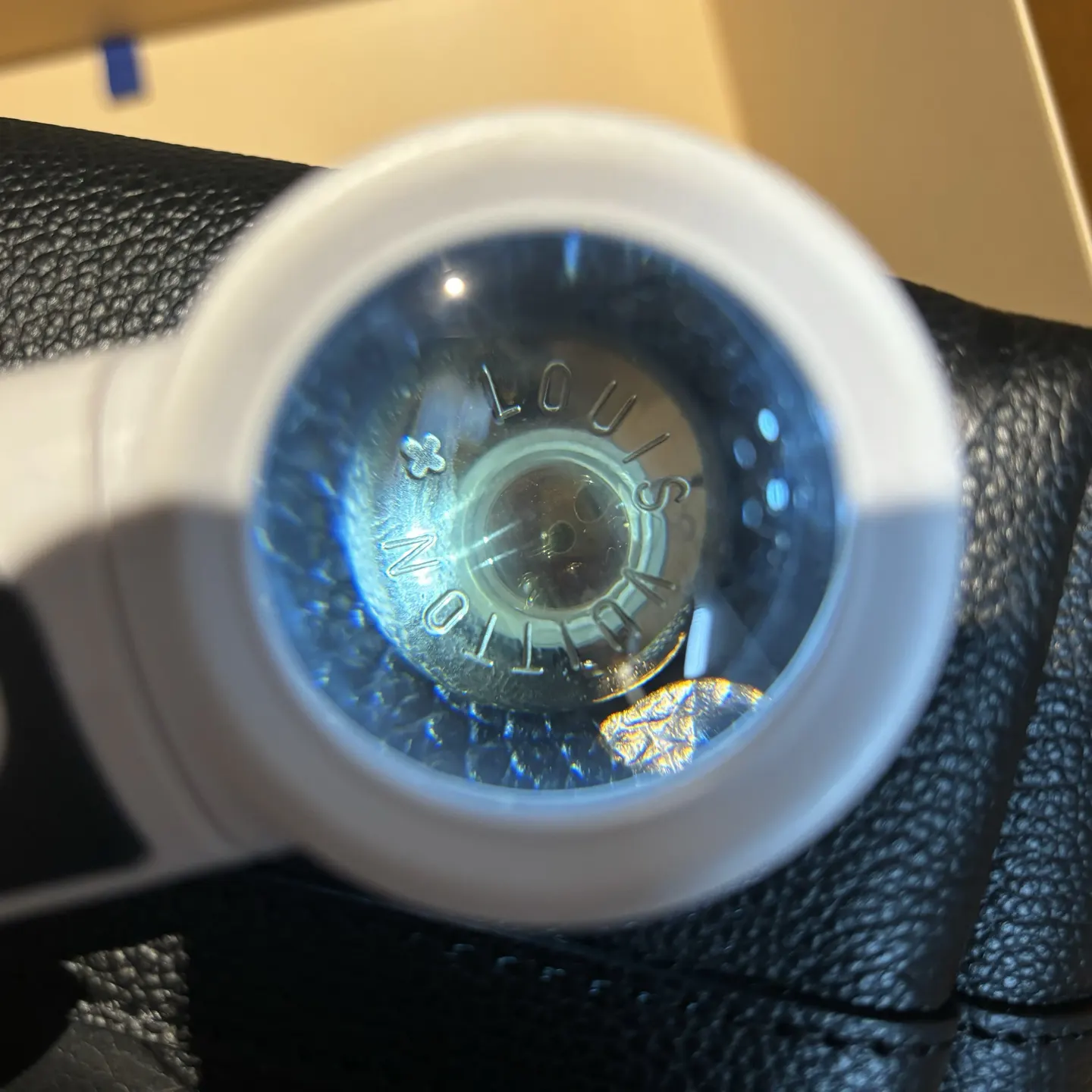 客户定制的渠道尾单货 多做的數量 放出来给到大家 好 水桶包 休閒水桶款