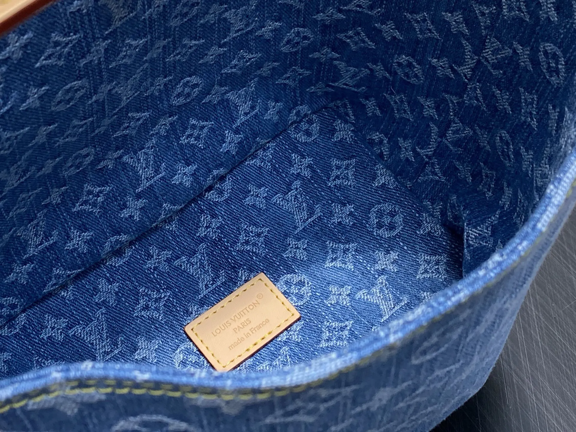 LV bucket bag Image 11 LV bucket bag Image 11